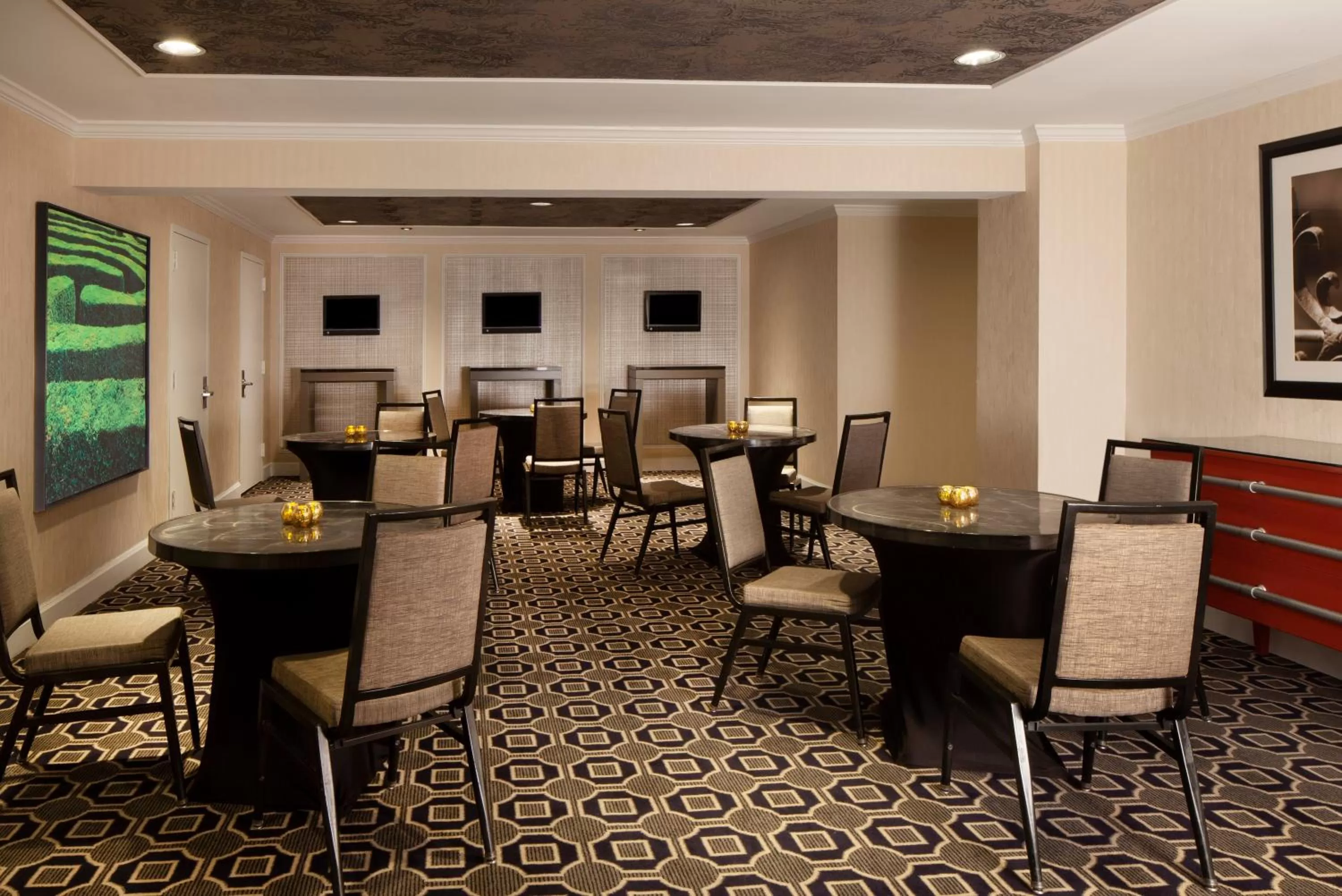 Meeting/conference room in Melrose Georgetown Hotel