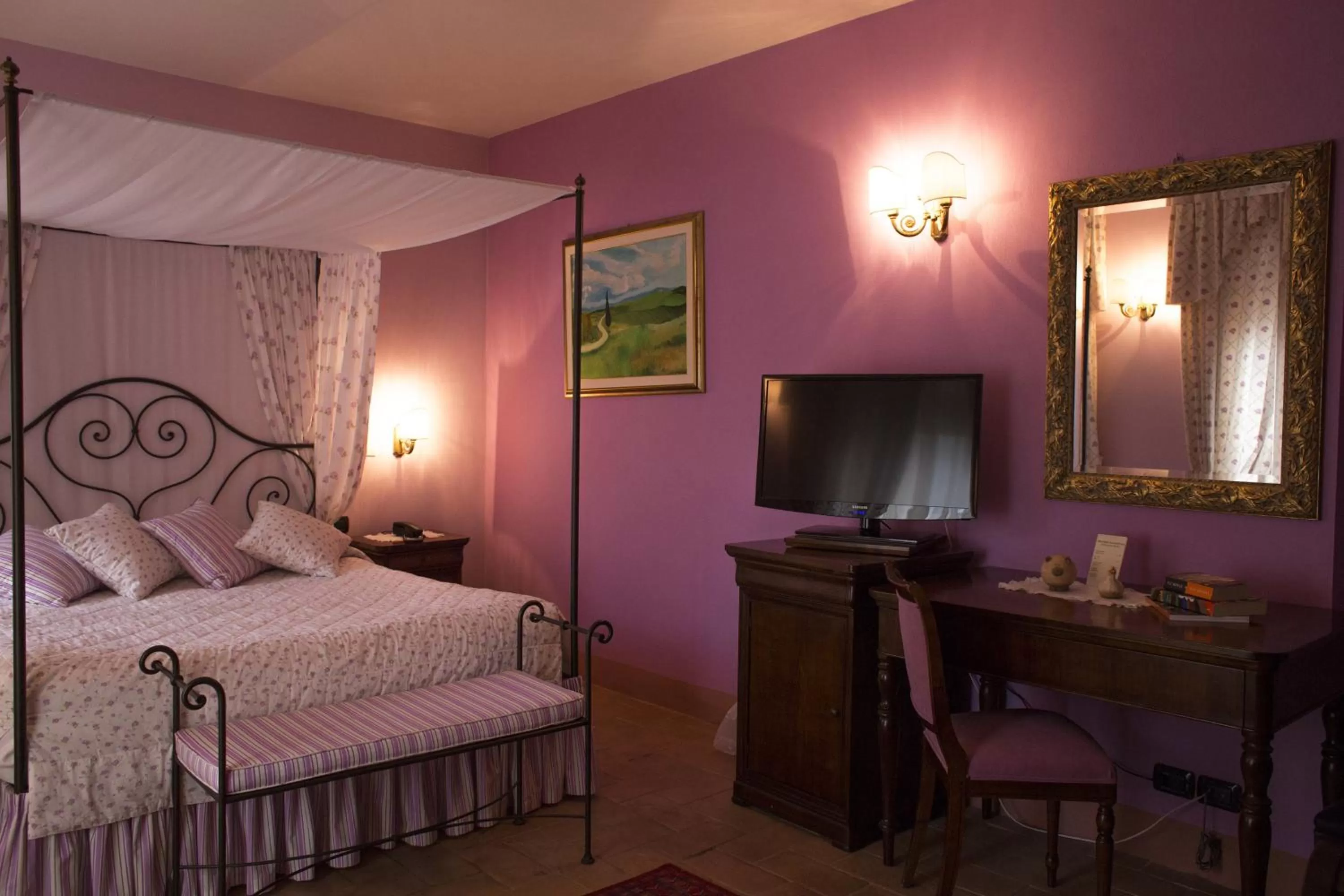 Photo of the whole room, Bed in Relais Osteria Dell'Orcia