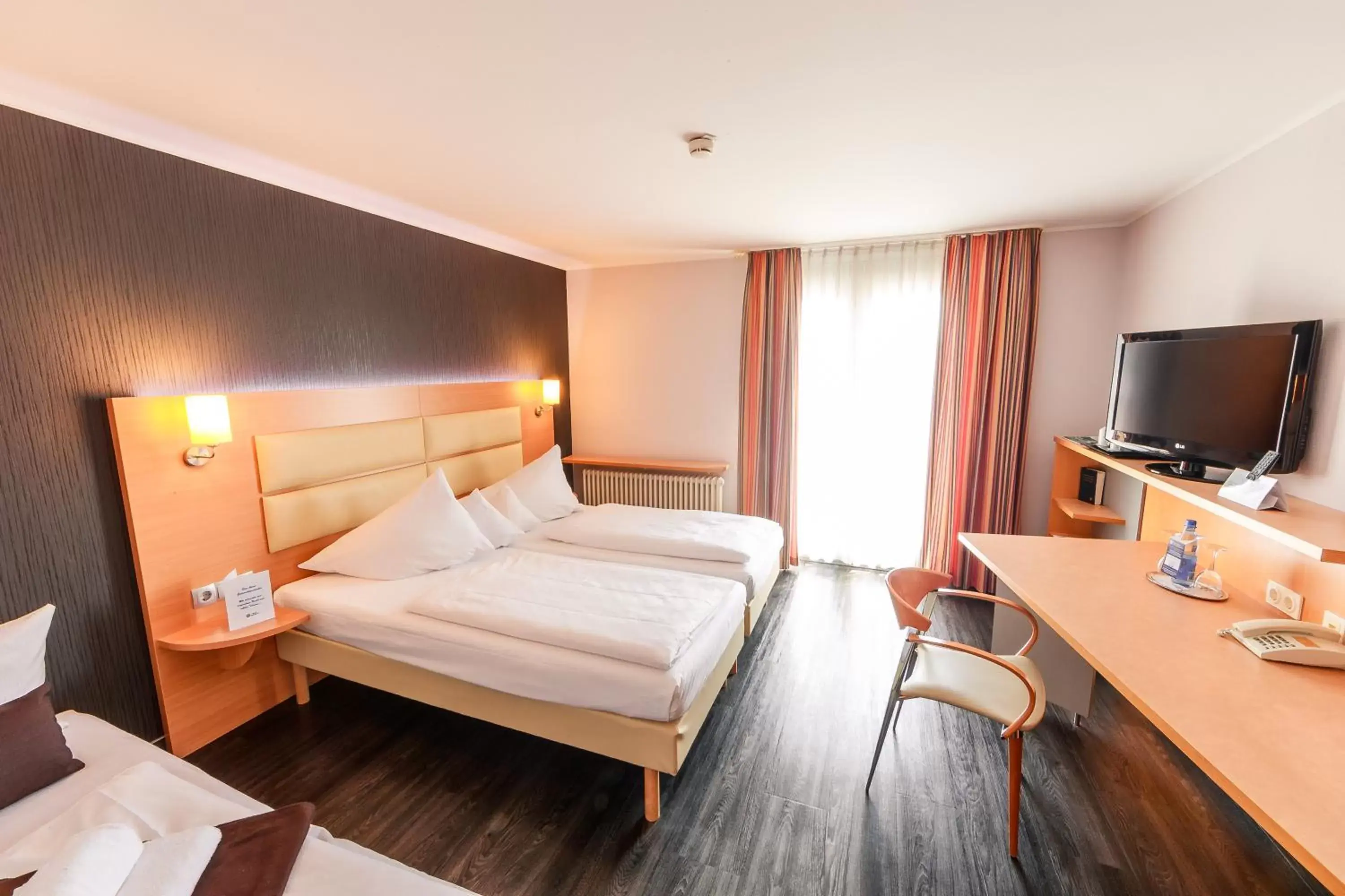 Bedroom, Bed in Best Western Plaza Hotel Stuttgart-Ditzingen