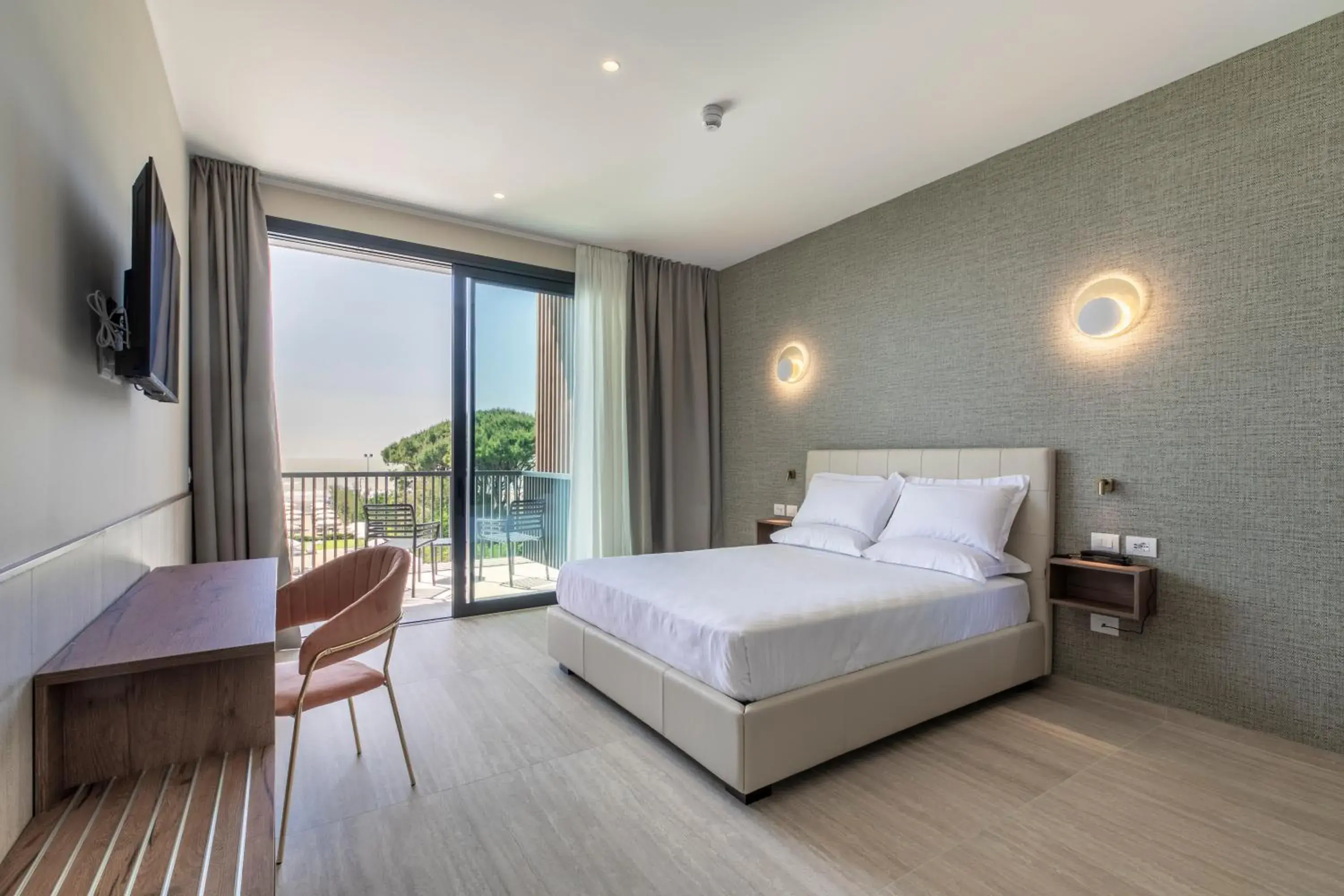 Bedroom, Bed in Hotel Gallia & Resort