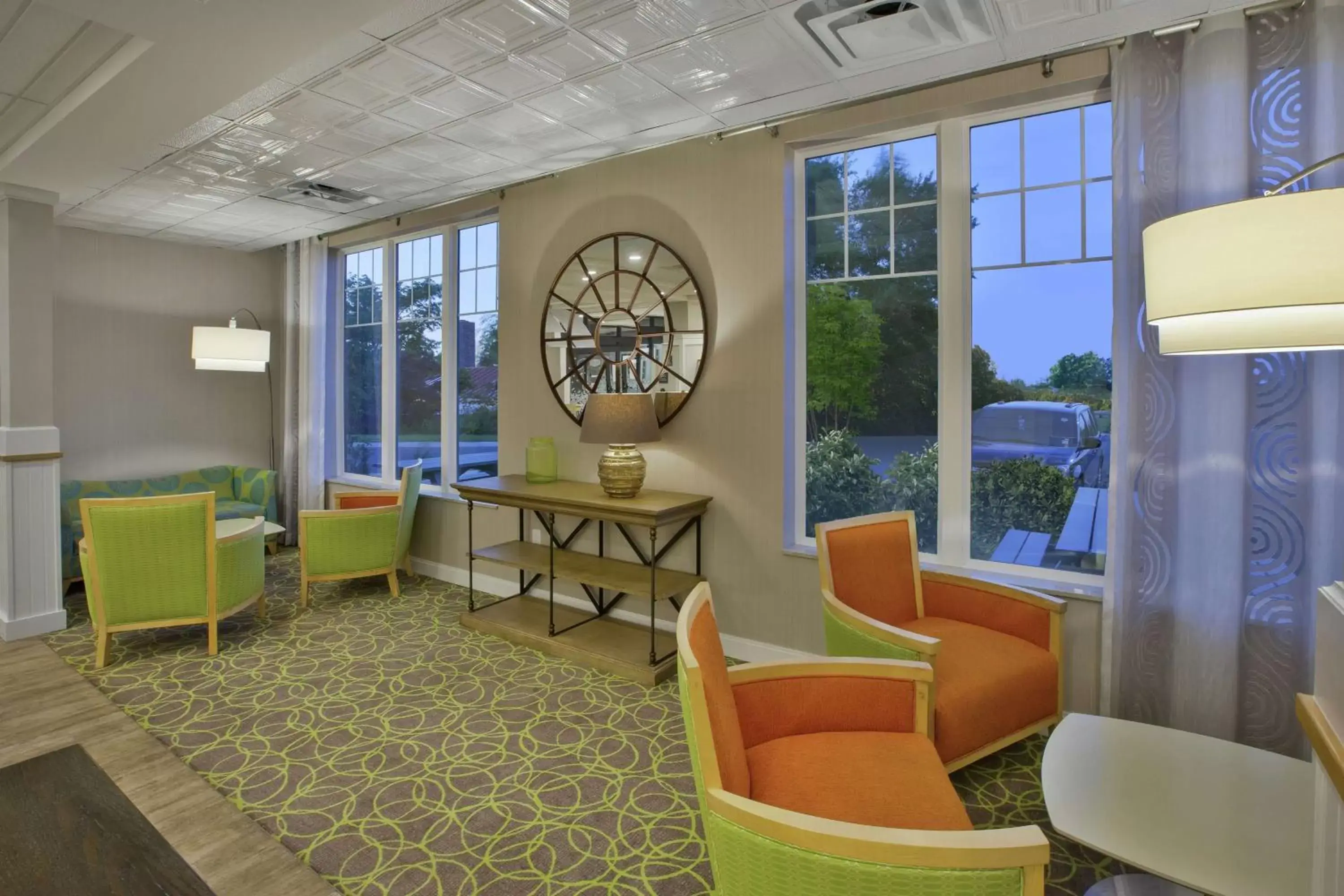 Property building in Hampton Inn Bar Harbor Property building in Hampton Inn Bar Harbor