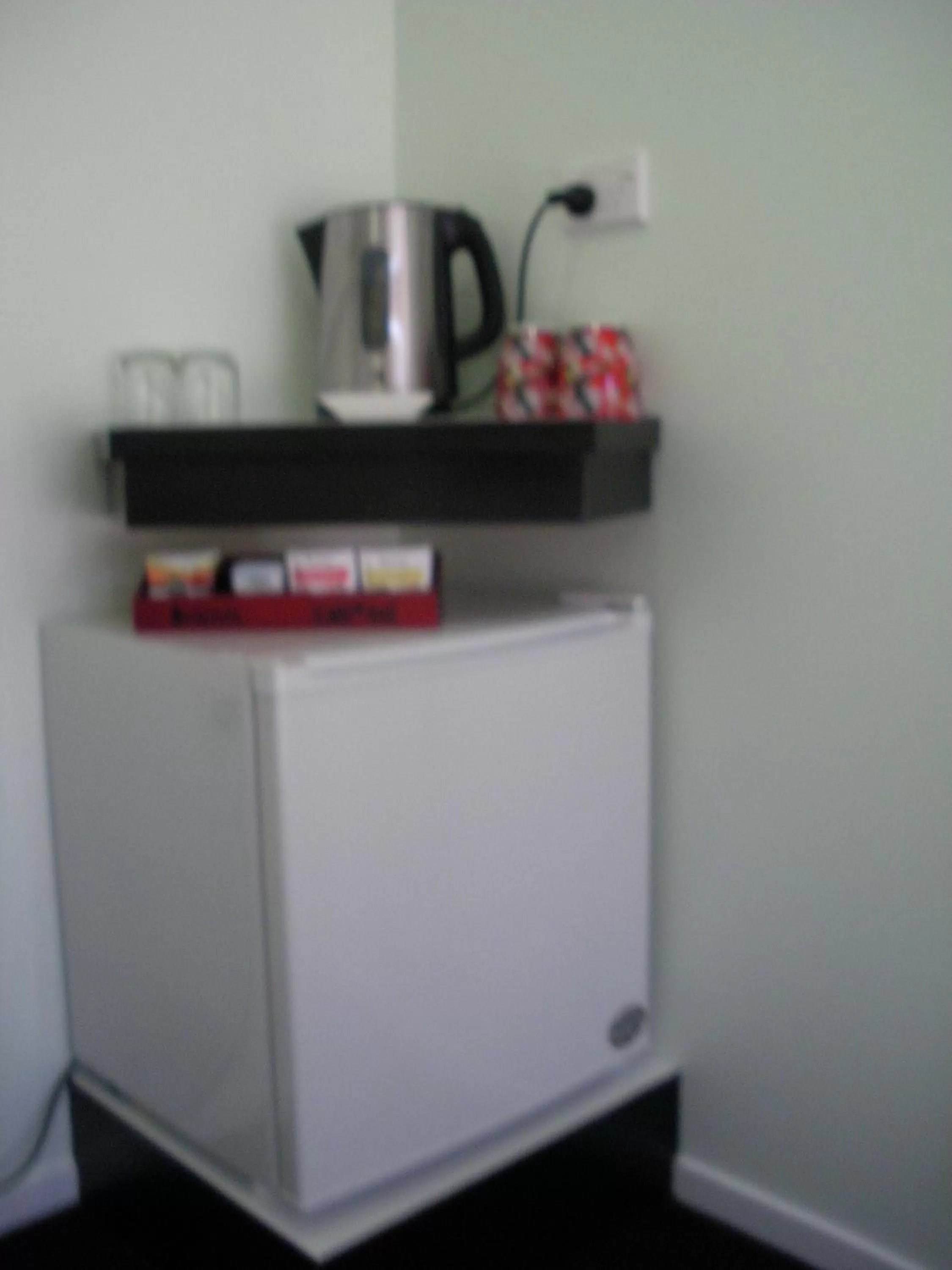 TV and multimedia in Mahinapua Retreat B&B