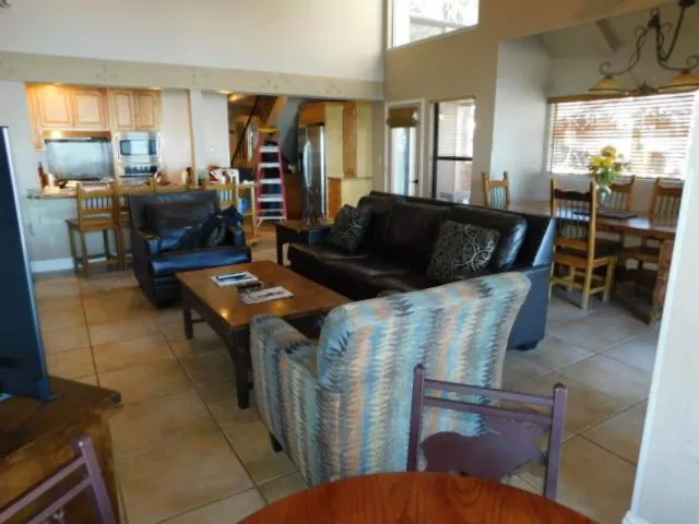 Lakefront Five Bedroom, 5 Bath with Loft in Lakeland Village at Heavenly