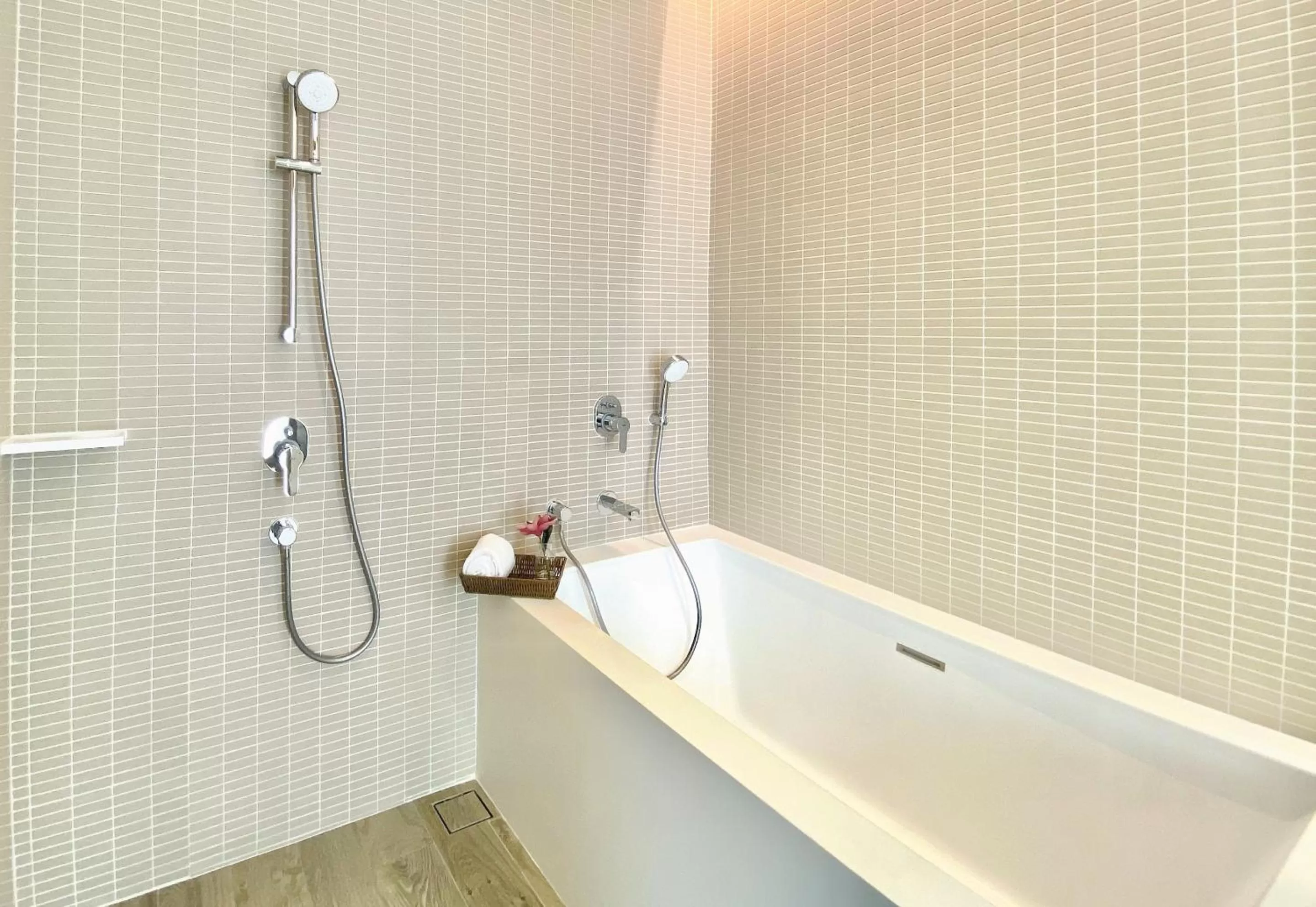 Hot Tub in Oakwood Suites Bangkok