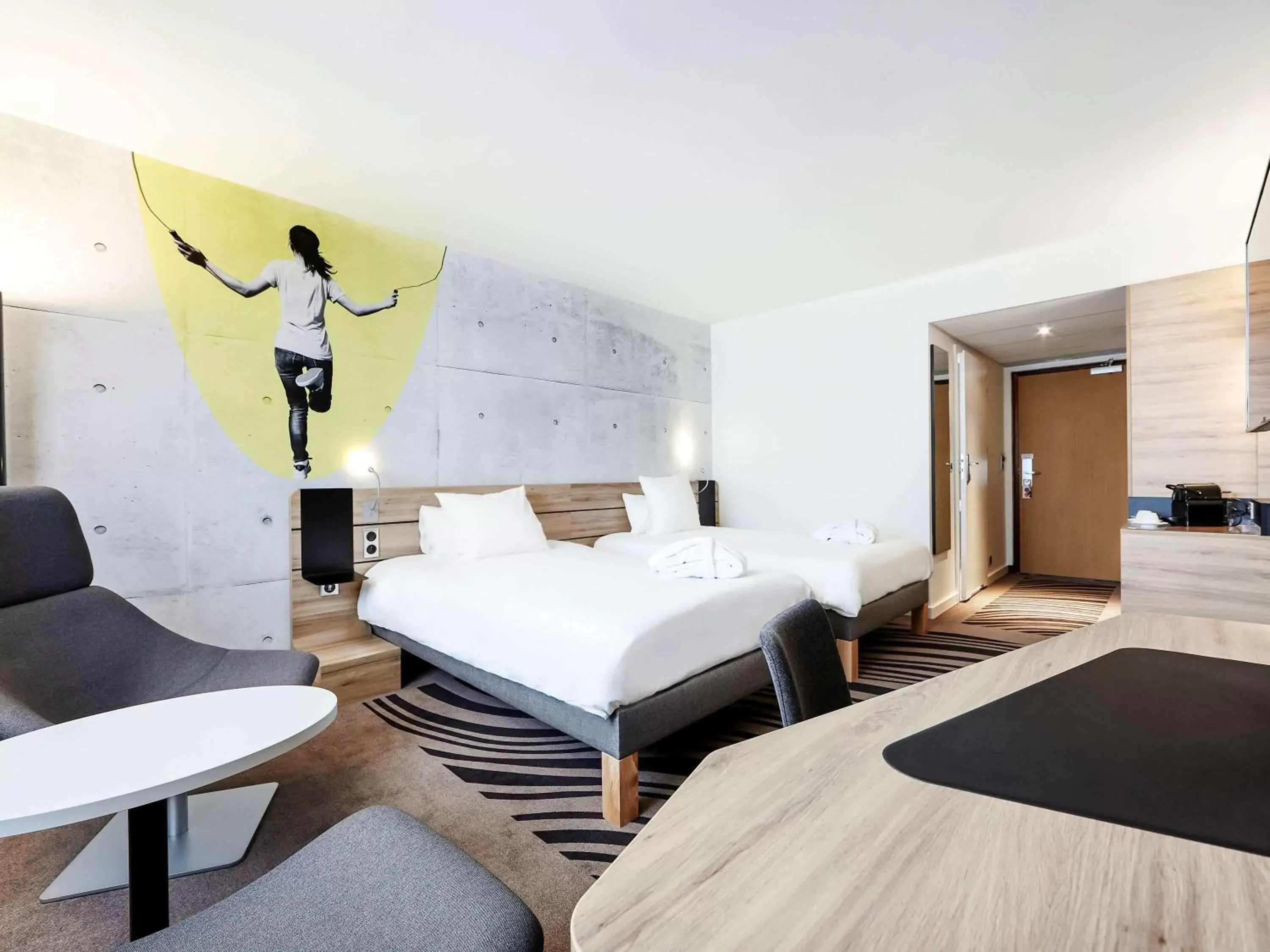 Photo of the whole room, Bed in Novotel Kraków City West