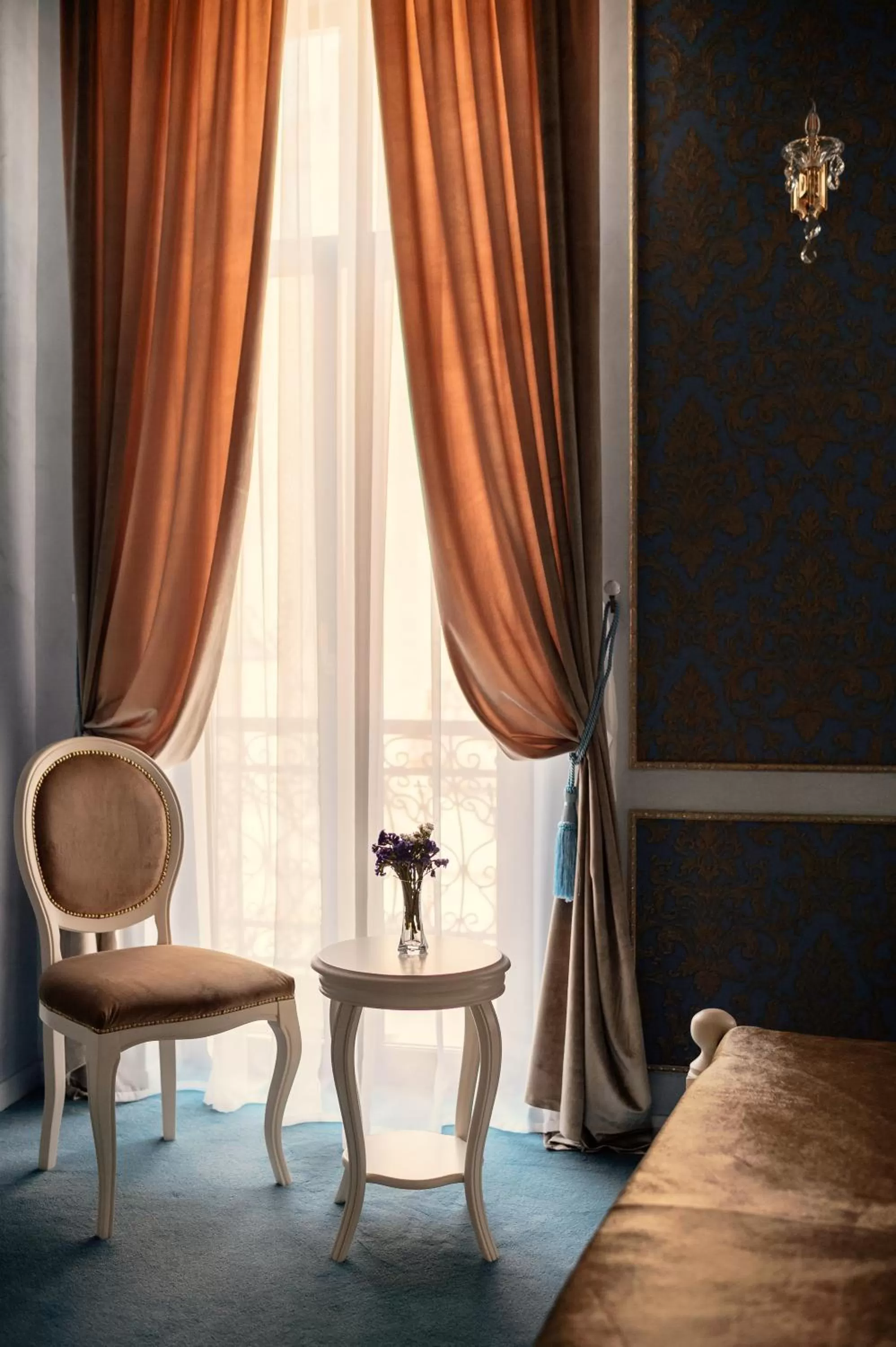 Day in Belle Epoque Boutique (Adult Only)