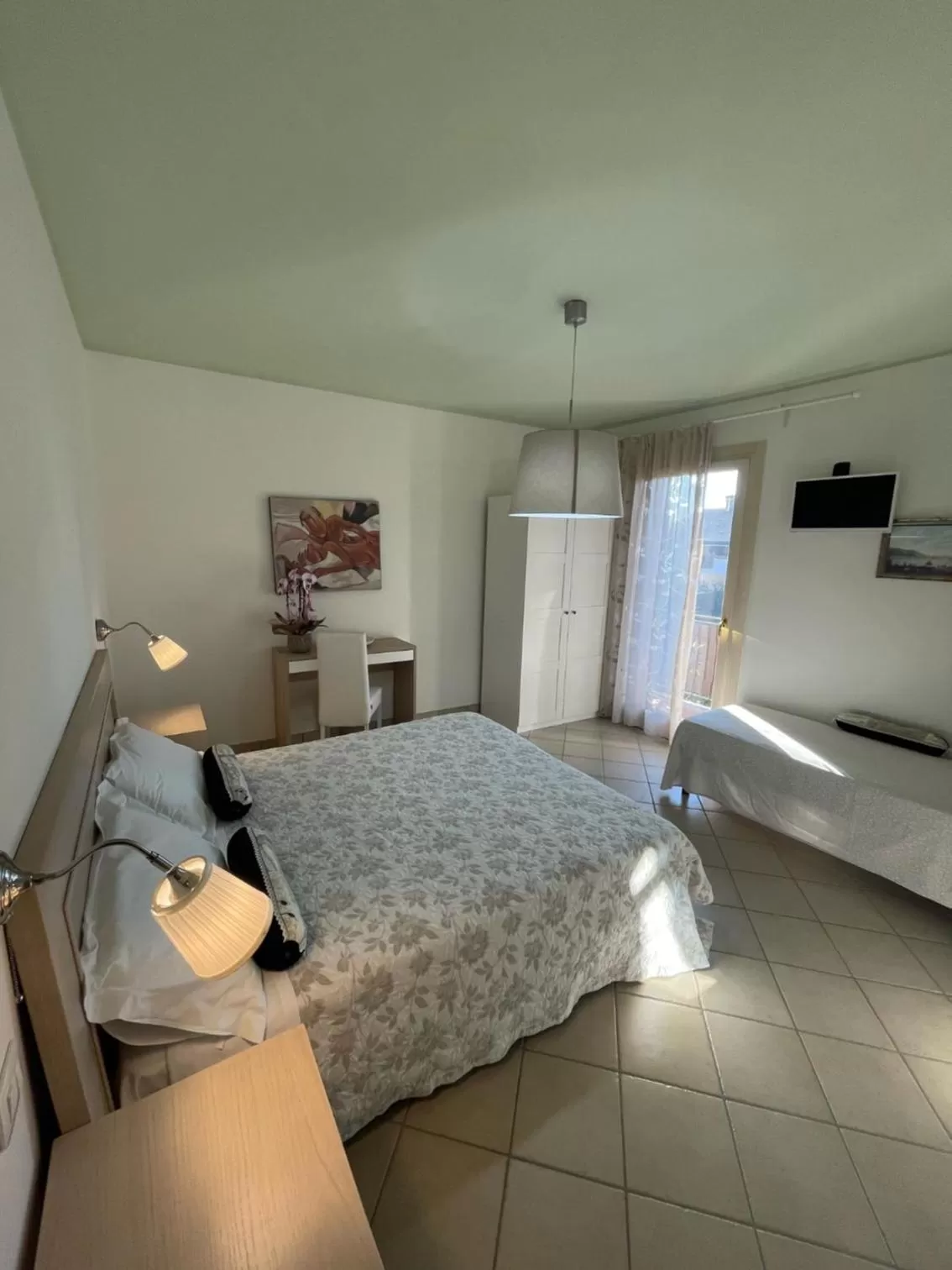 Photo of the whole room, Bed in B&B al Doremi