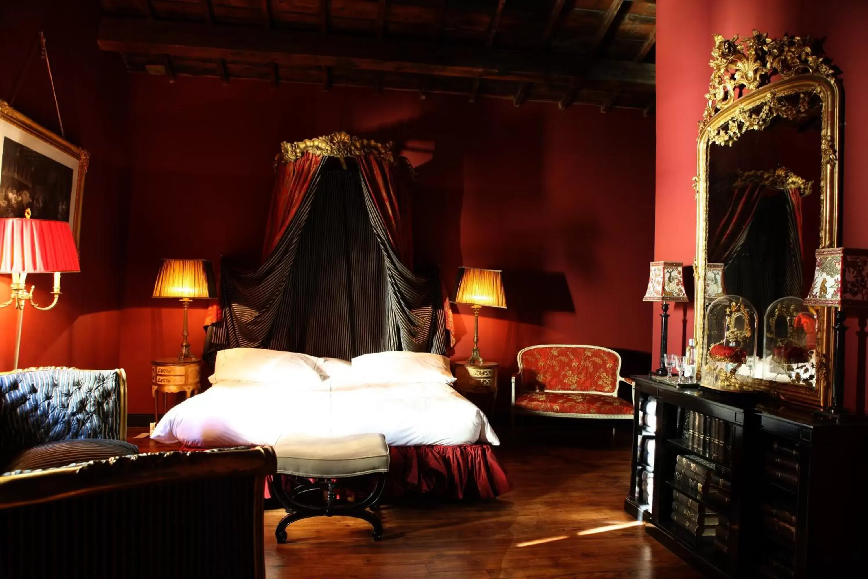 Bedroom, Bed in Jardins Secrets