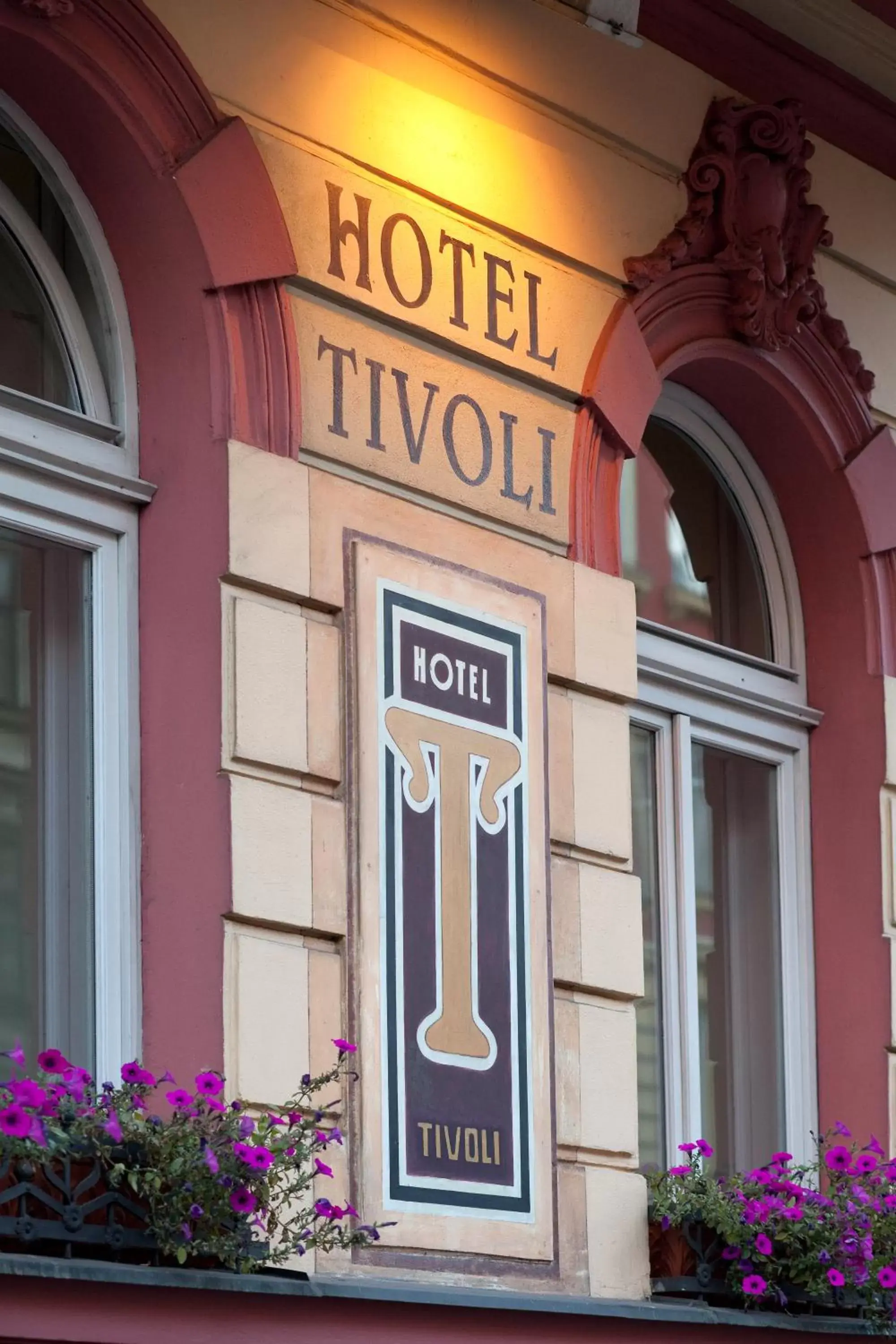 Facade/entrance in Hotel Tivoli Prague