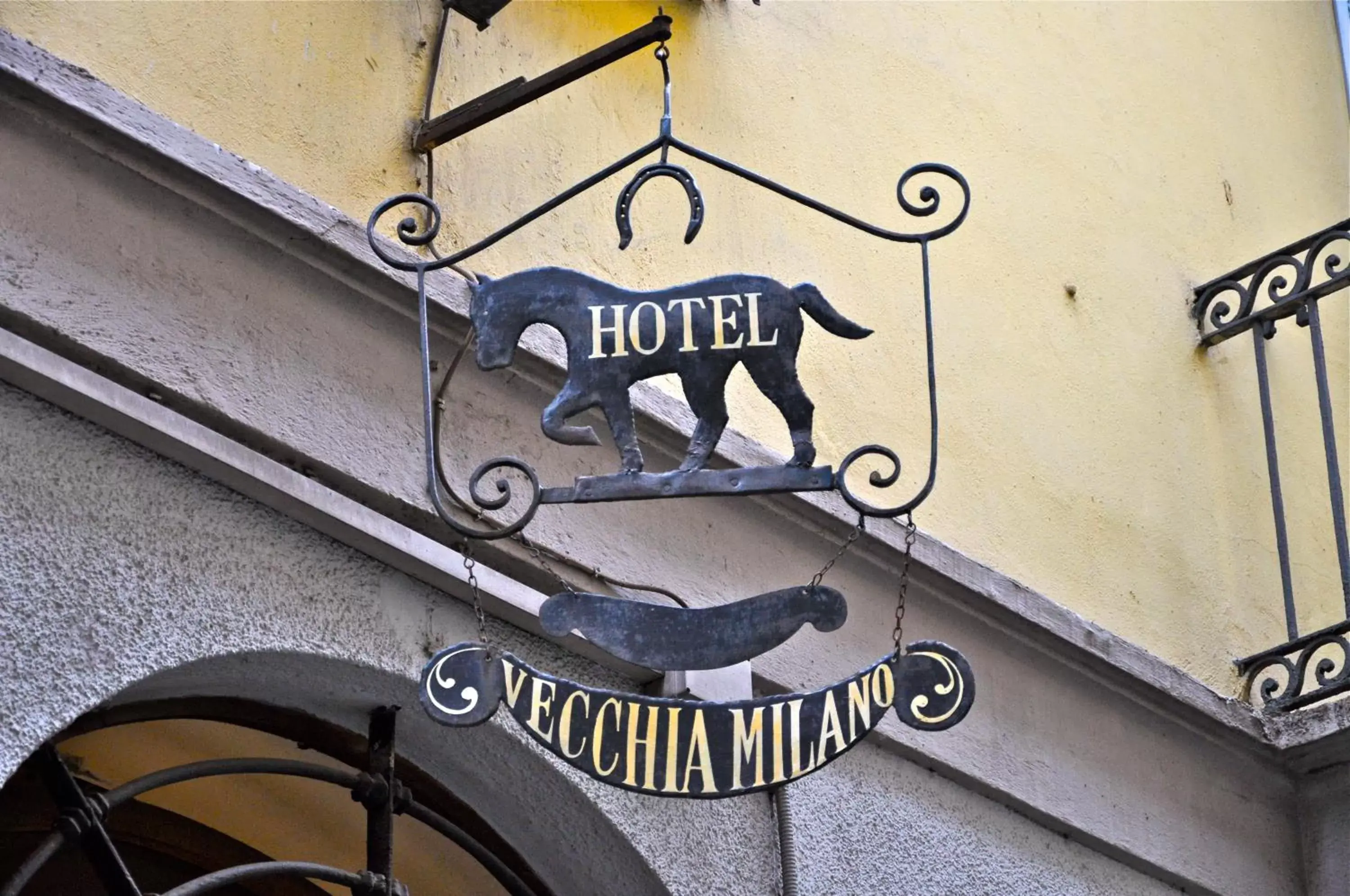 Facade/entrance, Property Logo/Sign in Hotel Vecchia Milano