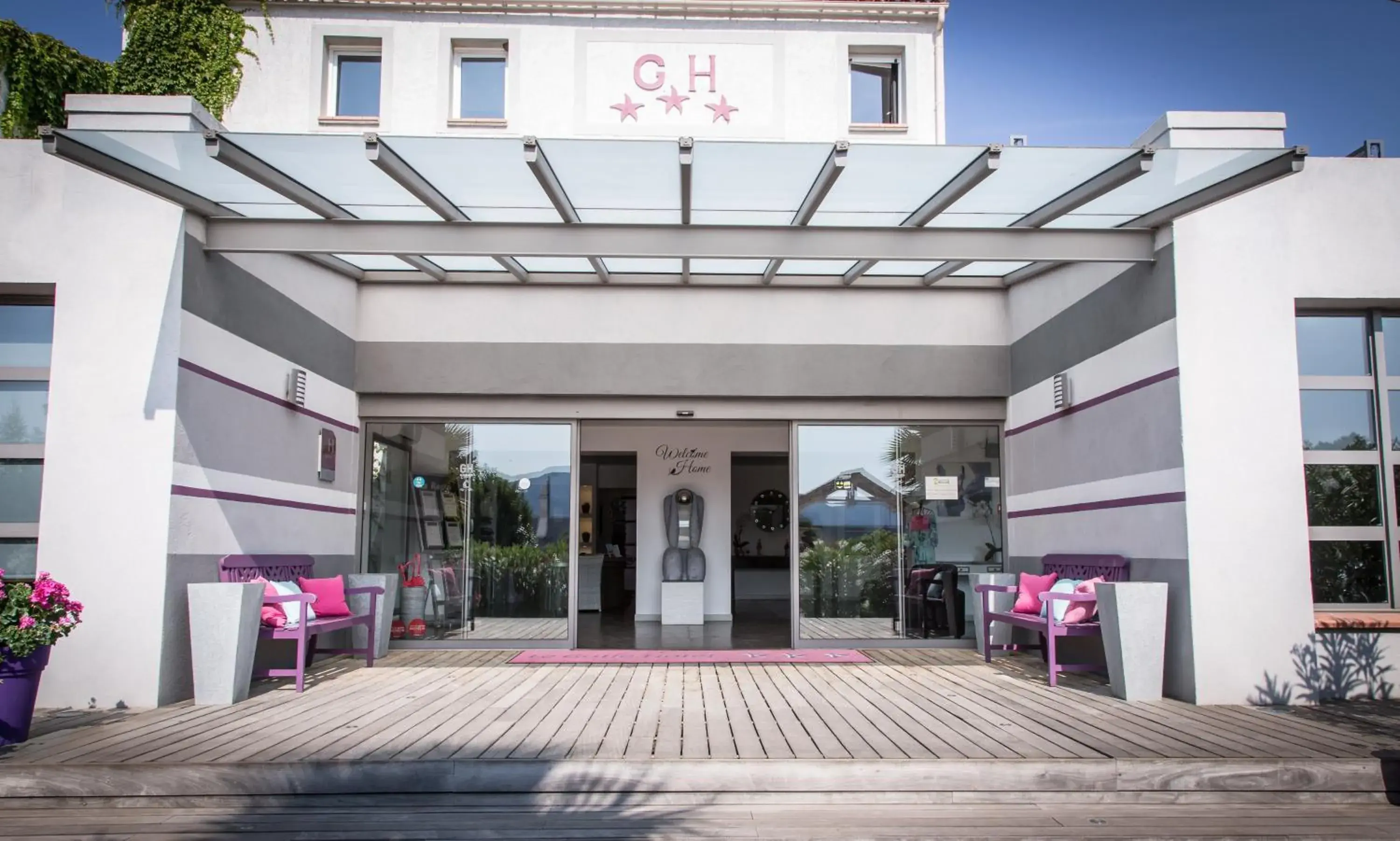 Facade/entrance in Golfe Hotel