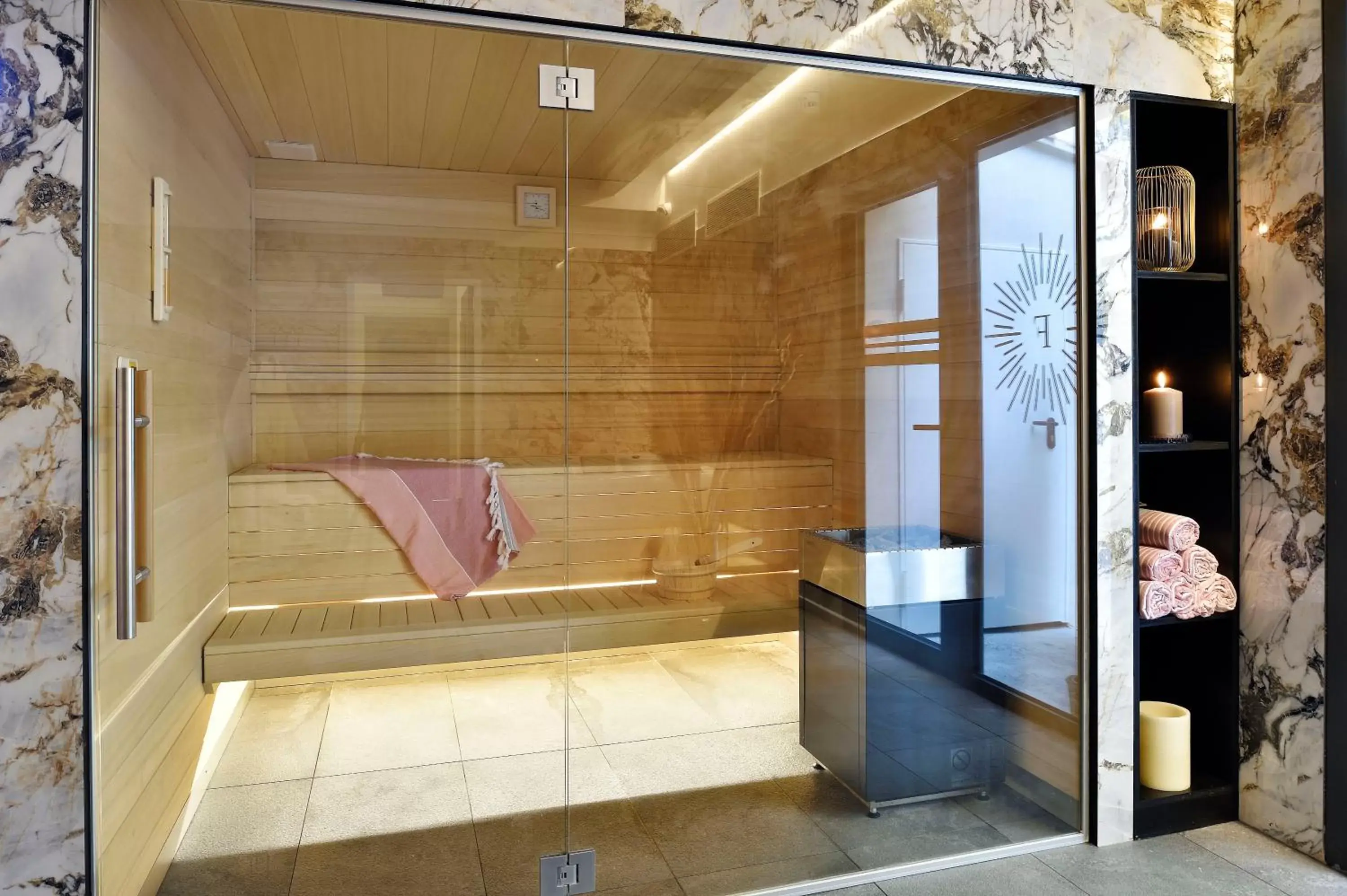 Sauna in Hôtel Fesch & Spa