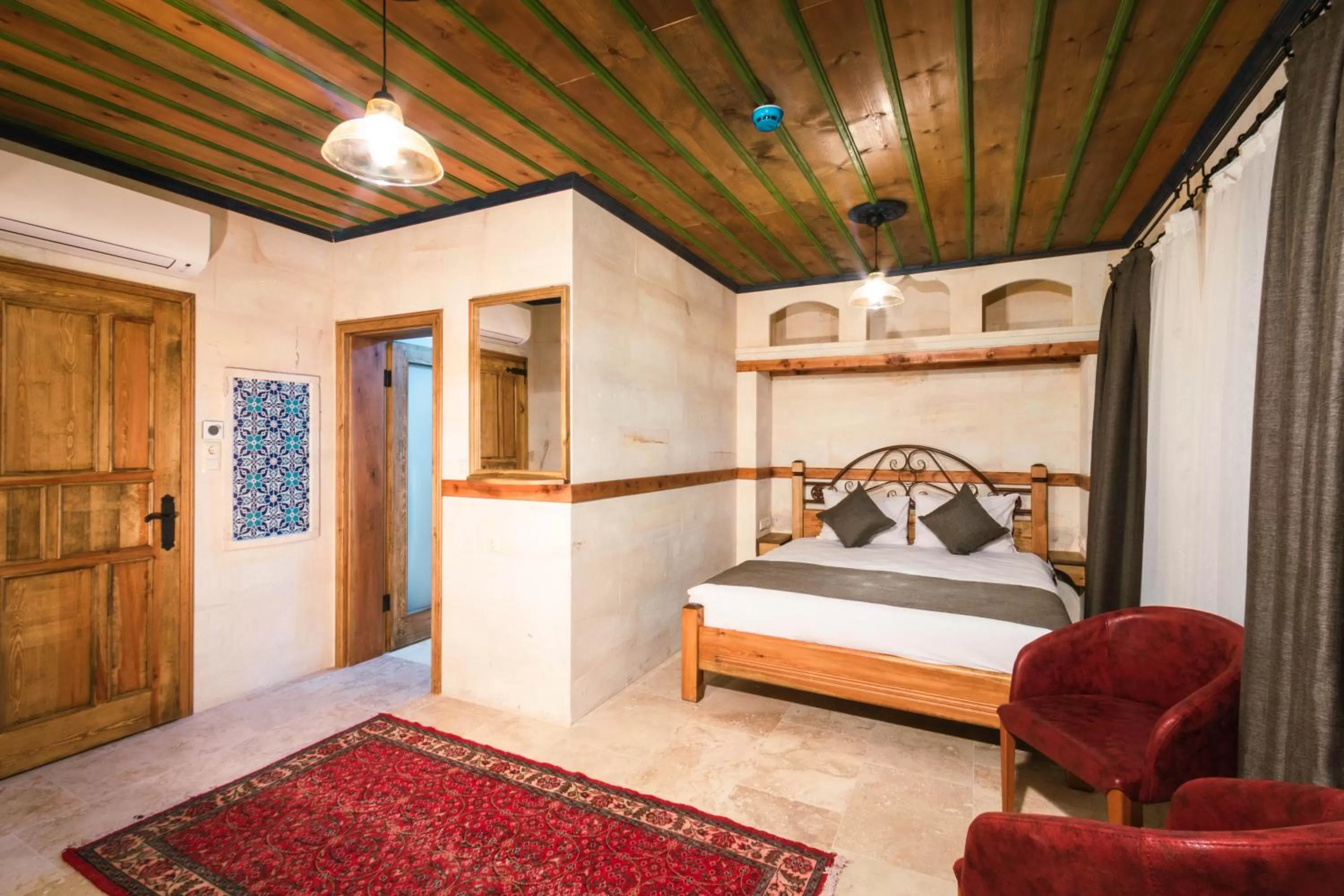 Bed in Sapphire Stone House