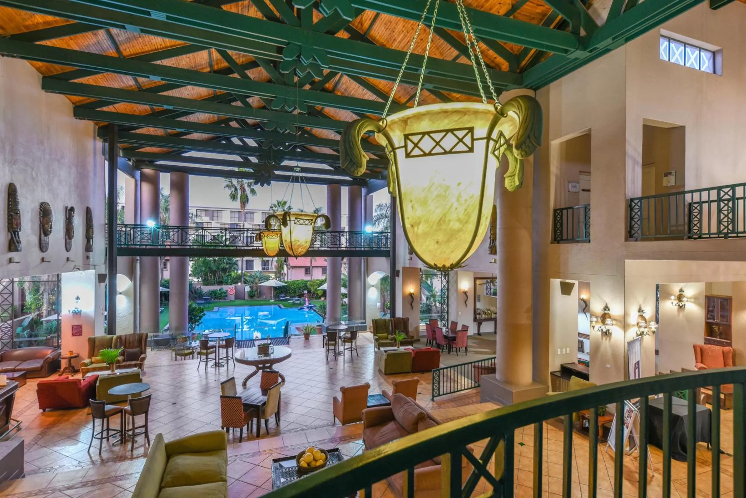 Lounge or bar in Mercure Hotel Nelspruit