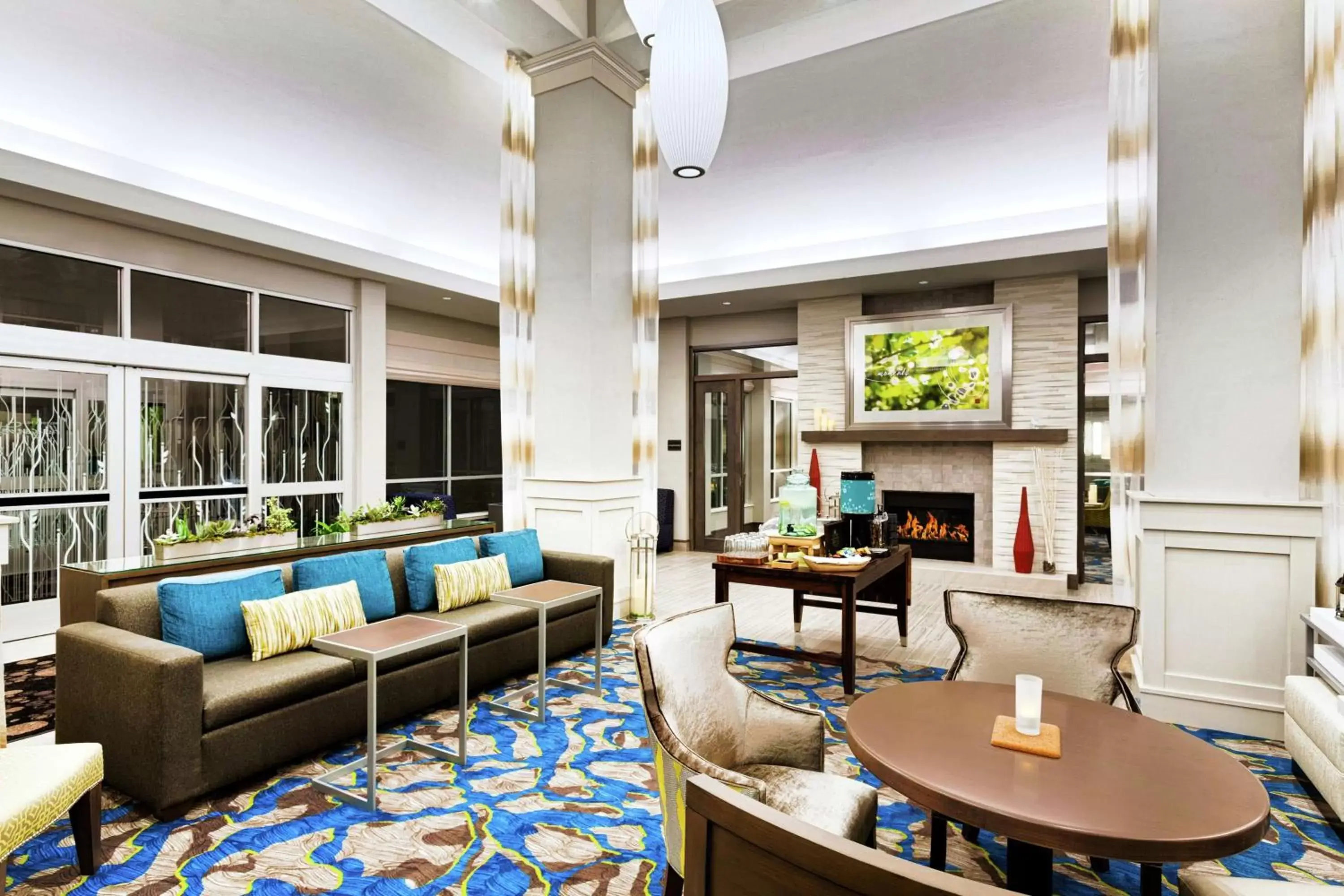 Lobby or reception, Lounge/Bar in Hilton Garden Inn Lenox Pittsfield