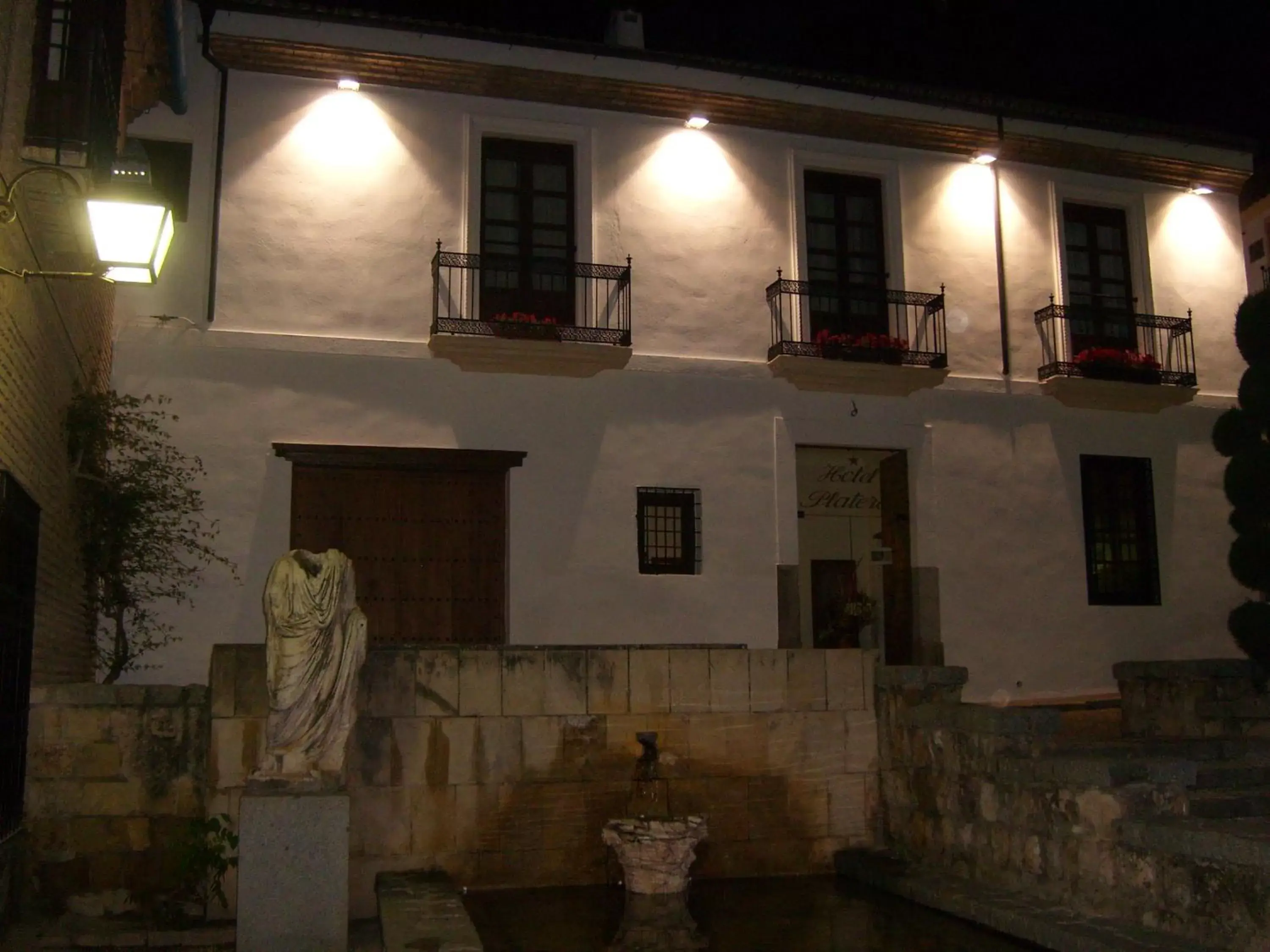 Facade/entrance, Property Building in Hotel Plateros