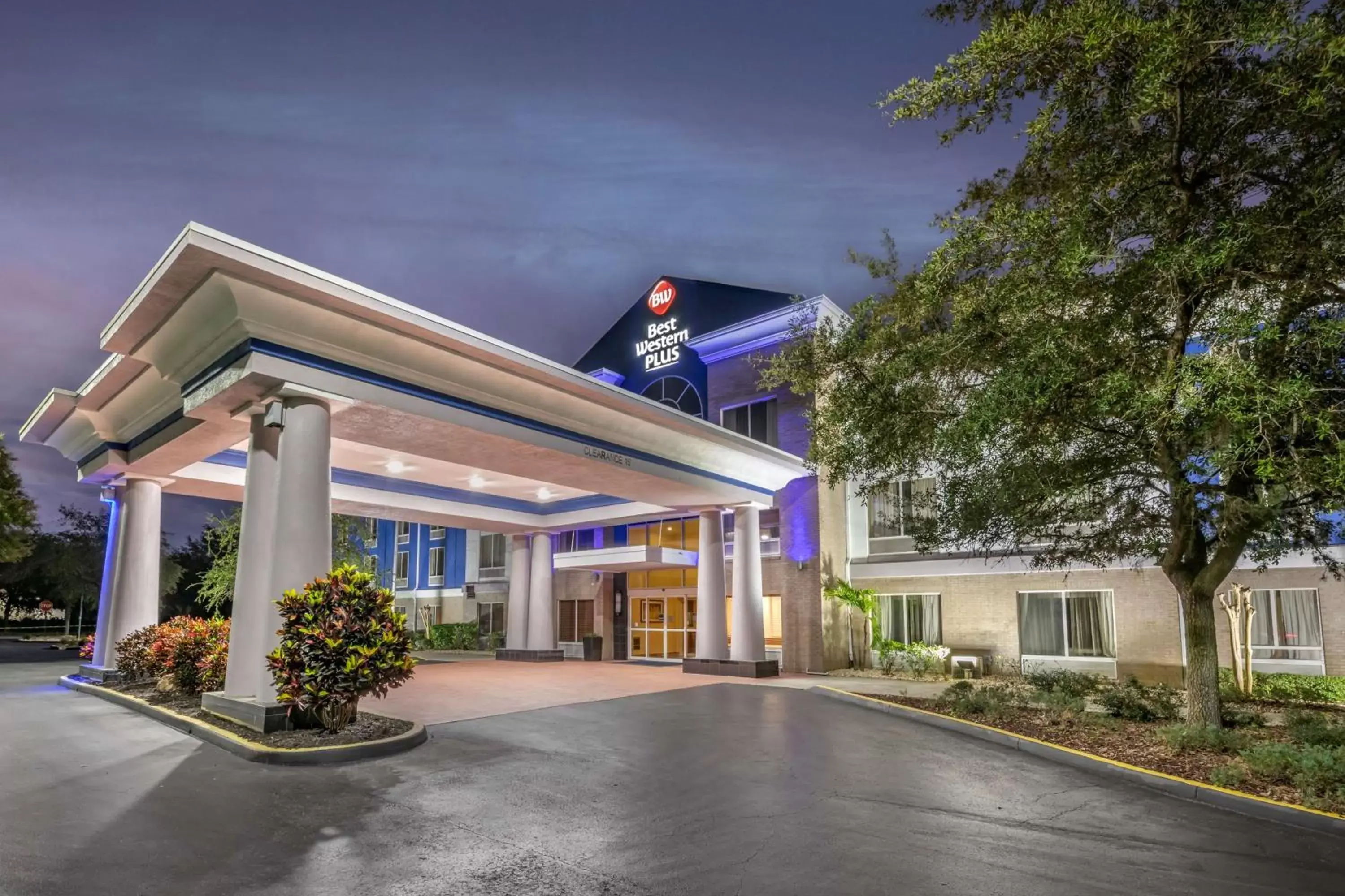 Property Building in Best Western Plus Flagler Beach Area Inn & Suites