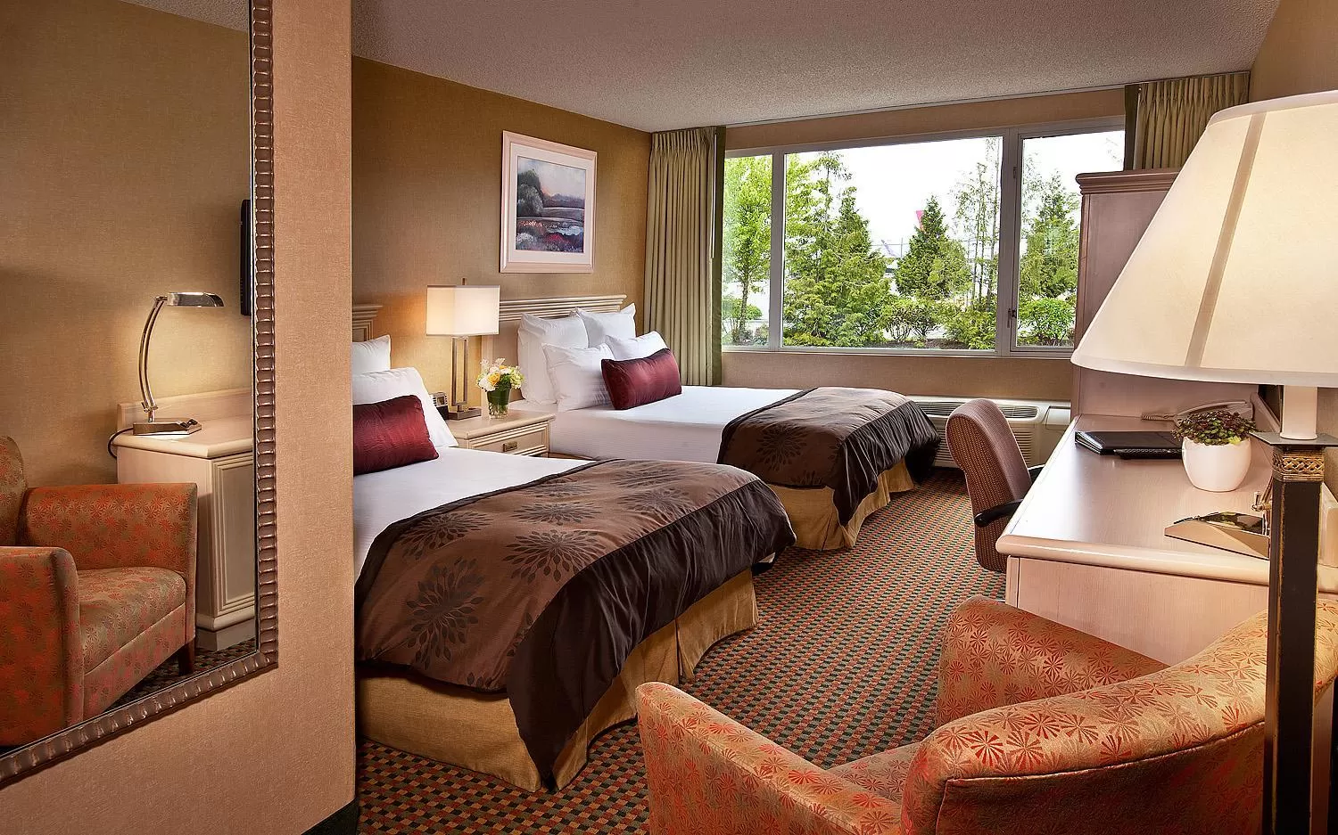 Bed in Coast Gateway Hotel