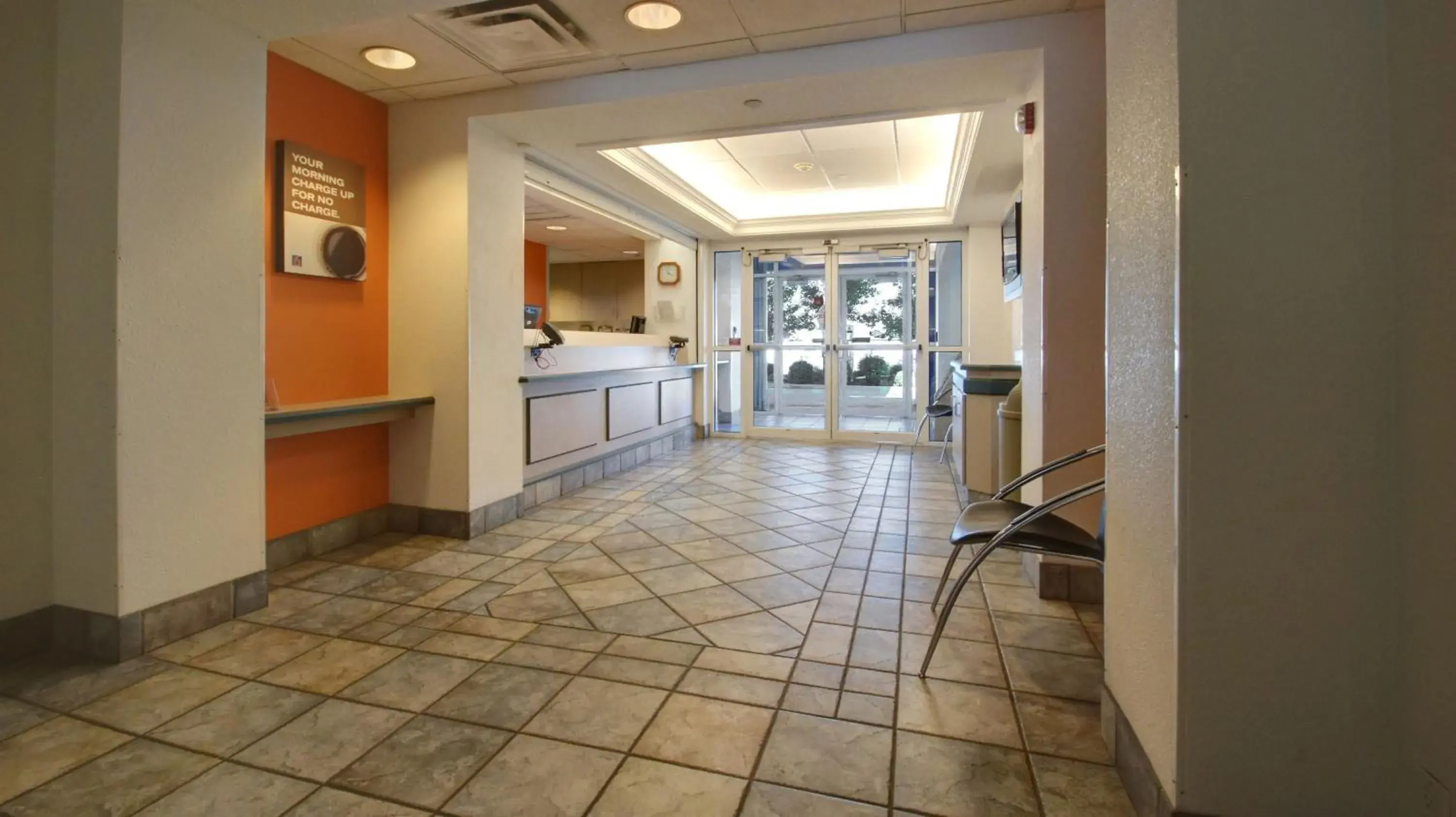 Lobby or reception, Lobby/Reception in Motel 6 Lehi, UT - Thanksgiving Point