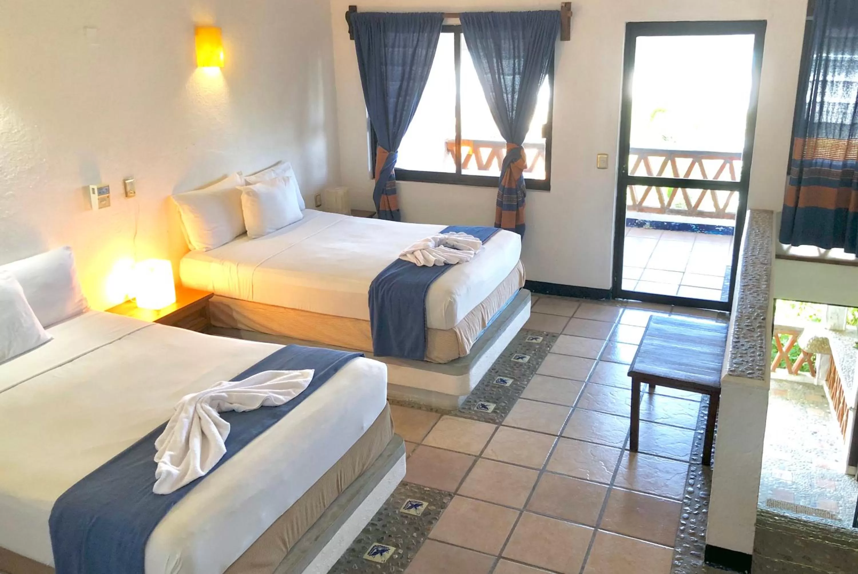 Photo of the whole room, Bed in Hotel Arcoiris