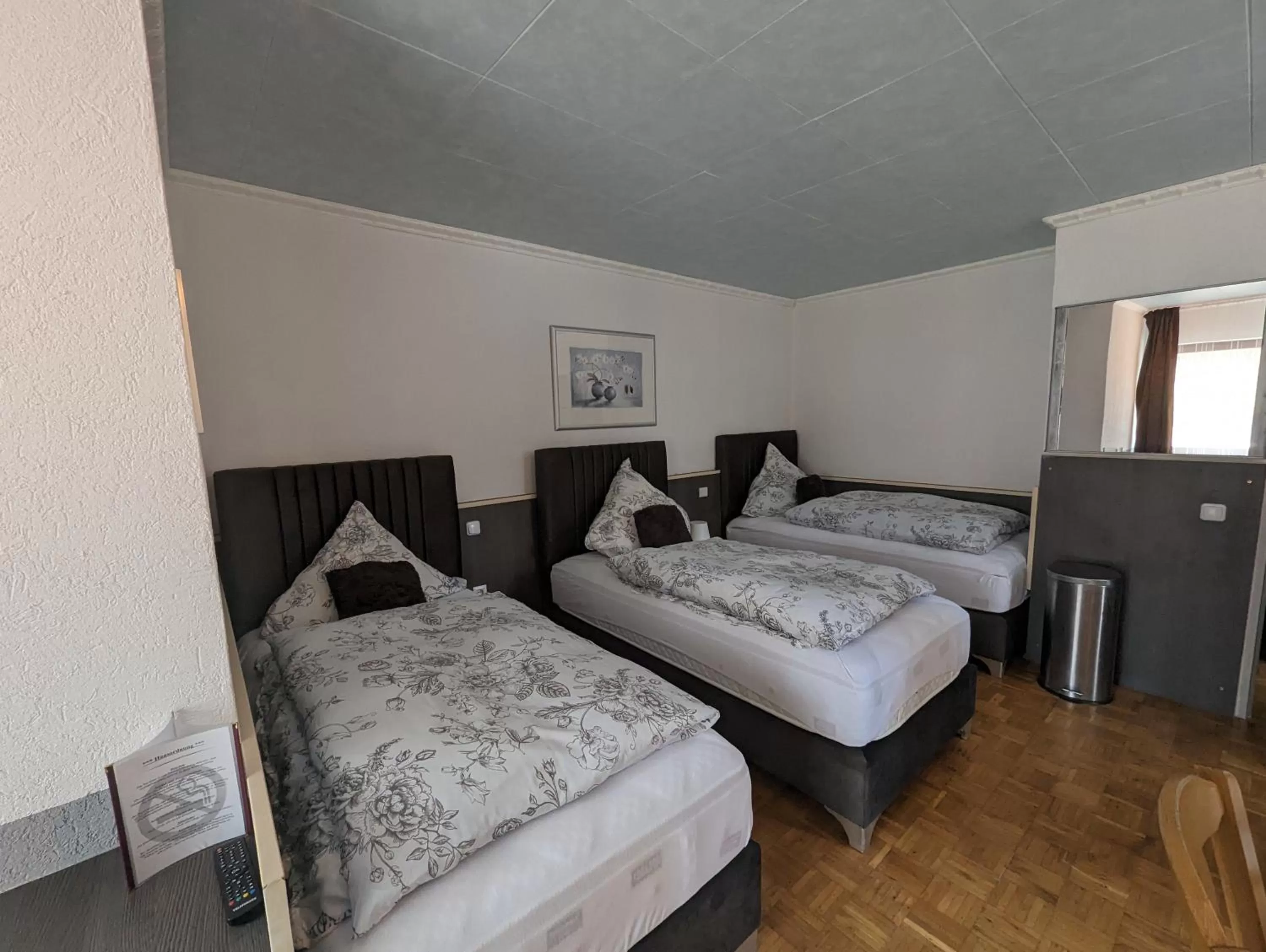 Bed in Hotel Eiserner Anton