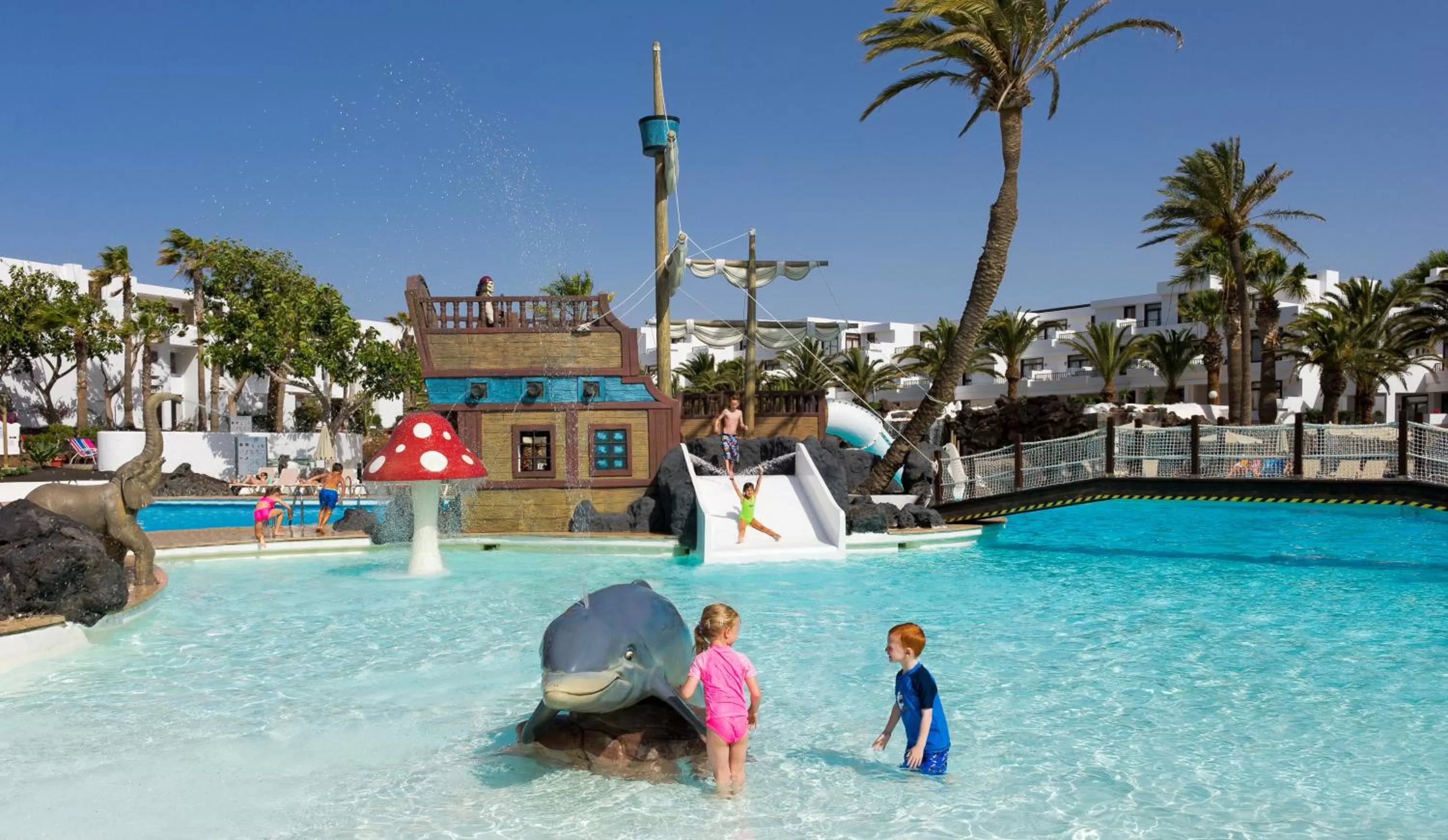 Swimming pool in H10 Suites Lanzarote Gardens