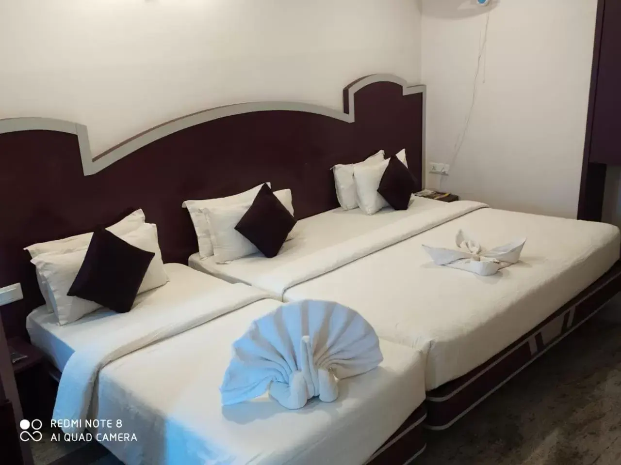 Bed in Sri Gnana Vedha Beach Residency