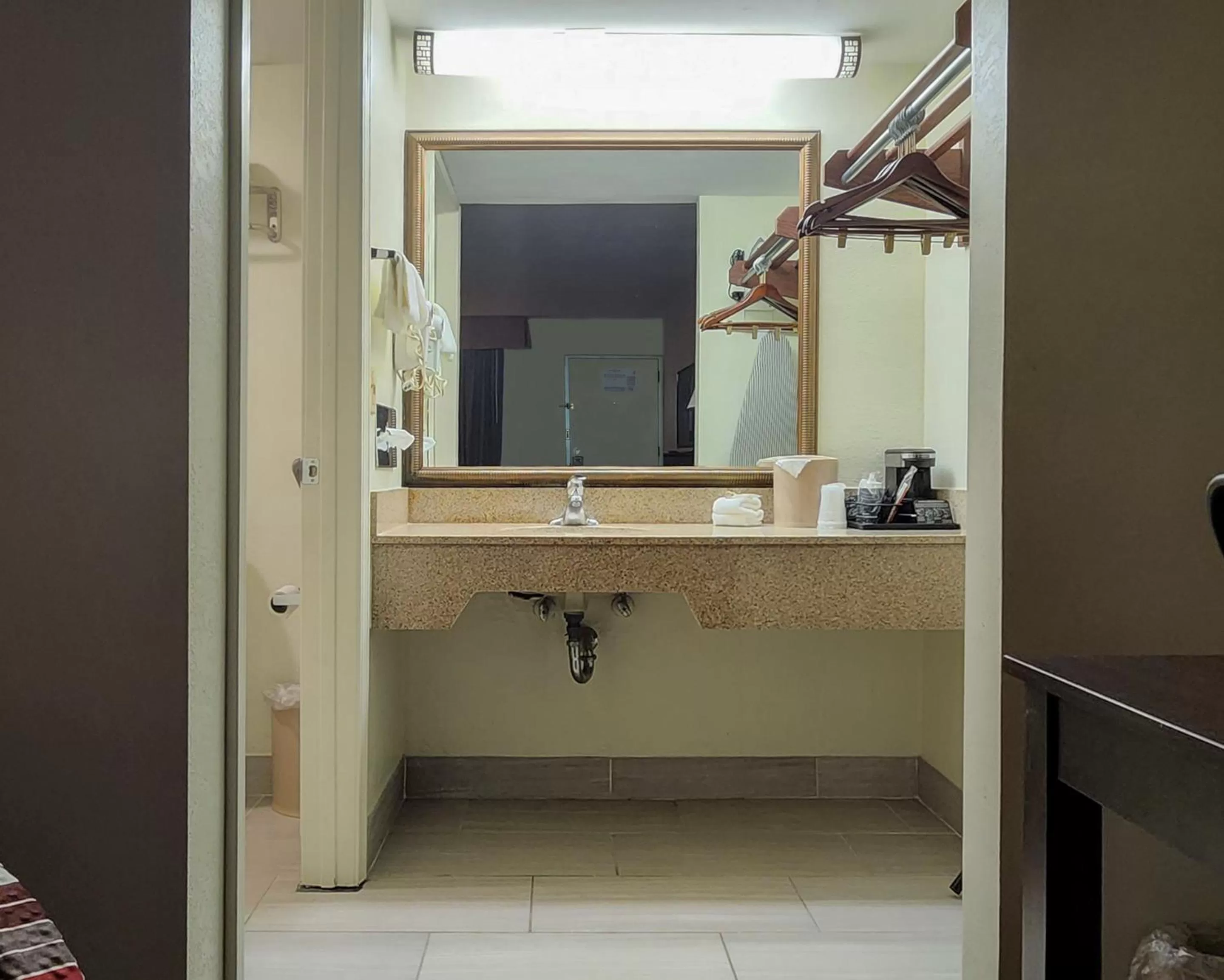 Bathroom in Red Roof Inn Tallahassee East