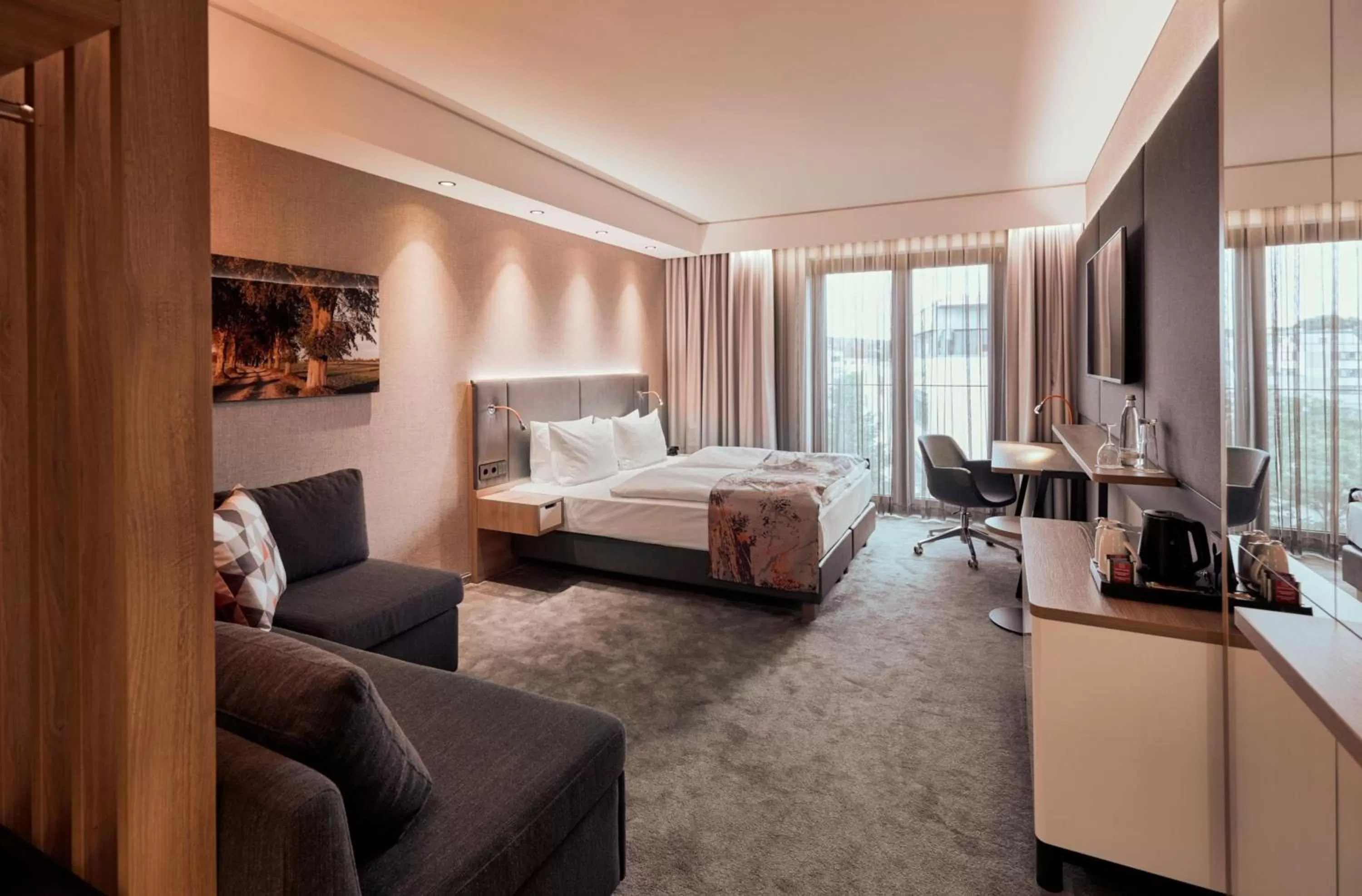 Photo of the whole room, Bed in Holiday Inn - Osnabrück by IHG