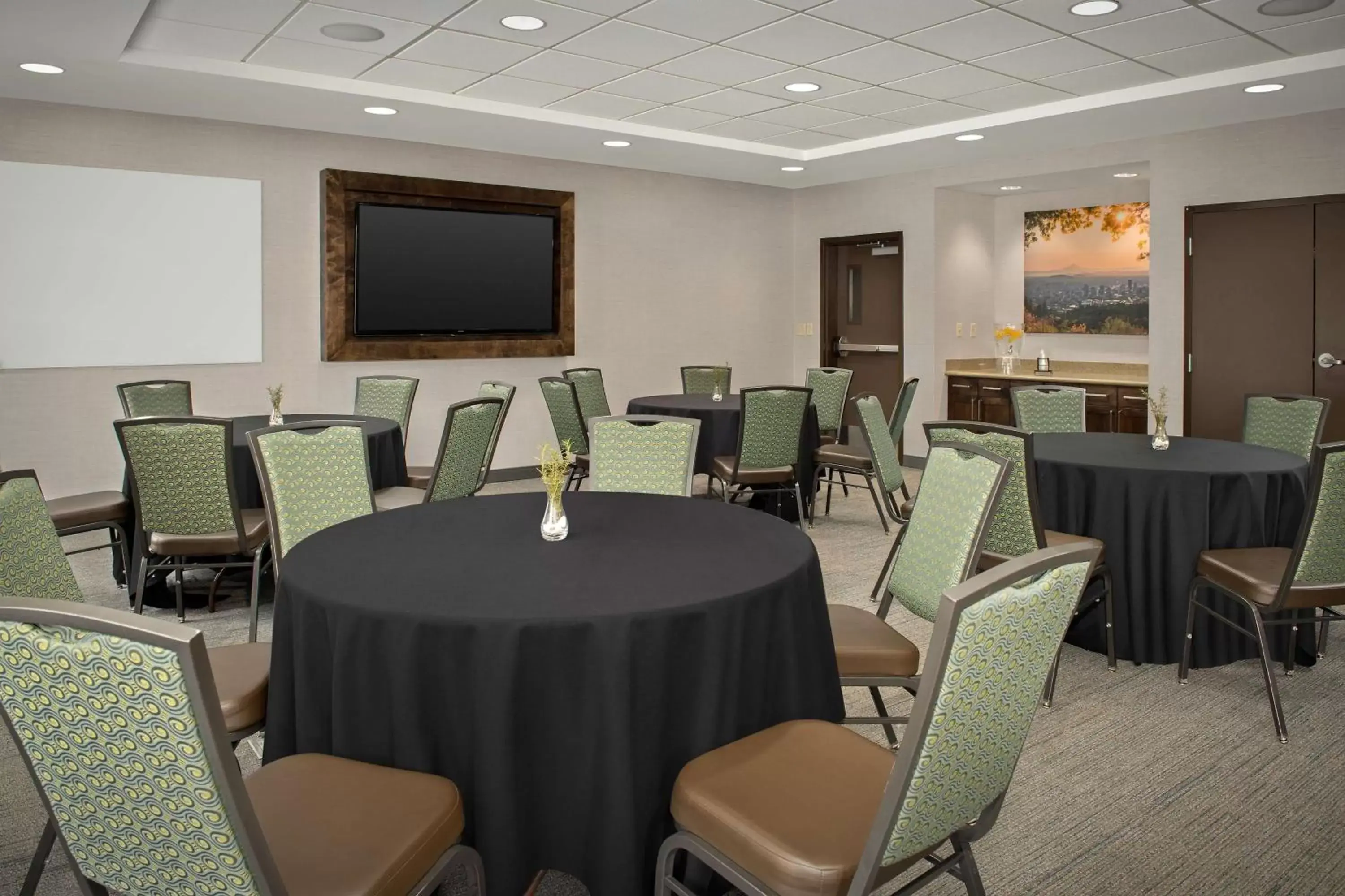 Meeting/conference room in Hampton Inn & Suites Portland/Hillsboro-Evergreen Park