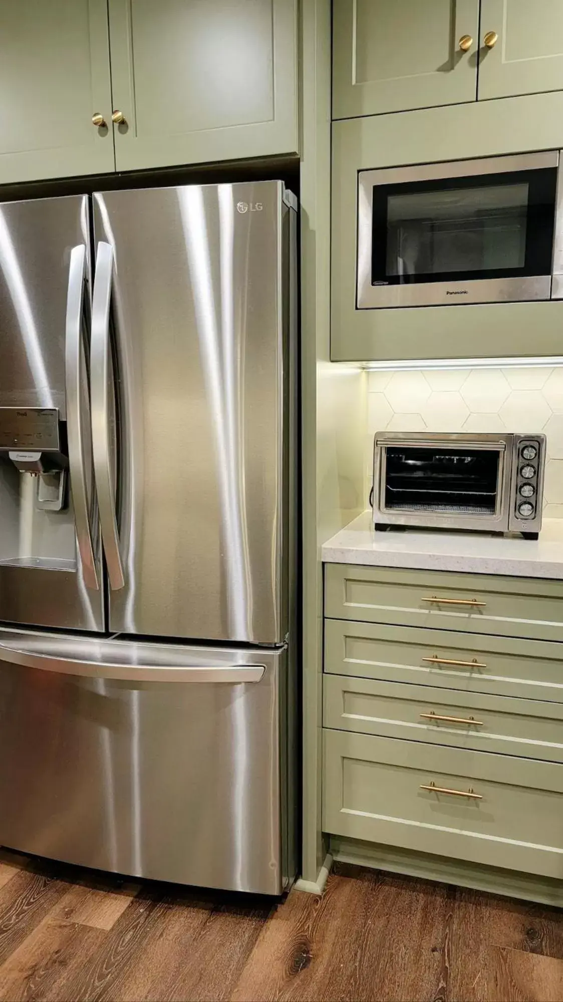 Kitchen/Kitchenette in Silver Pines Lodge