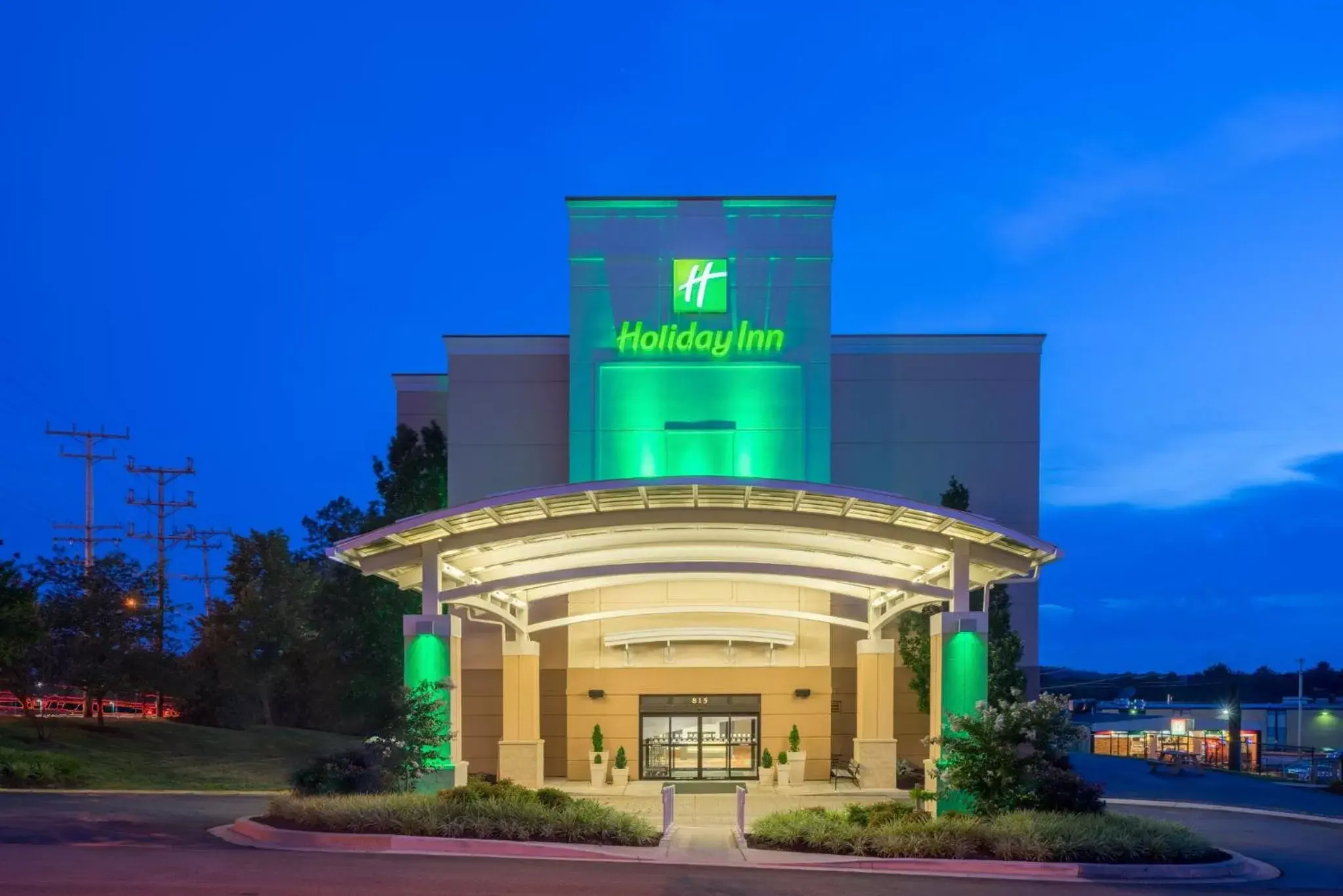 Property Building in Holiday Inn Baltimore BWI Airport, an IHG Hotel