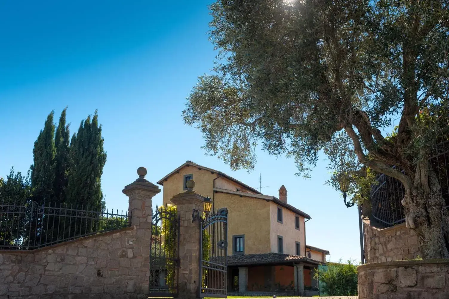 Street view, Property Building in Relais Santa Caterina Hotel