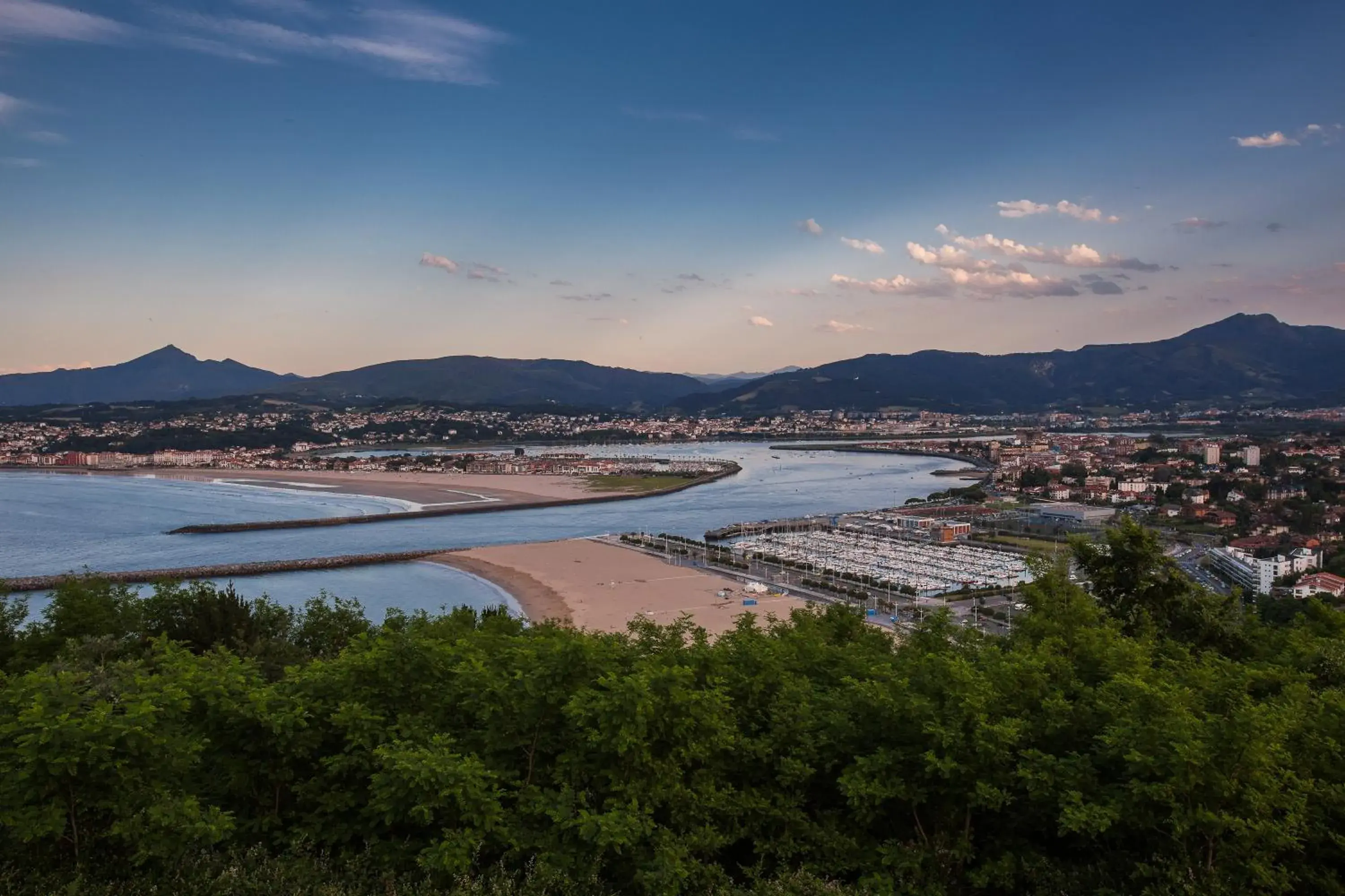 Natural landscape, Bird's-eye View in Hotel Rio Bidasoa