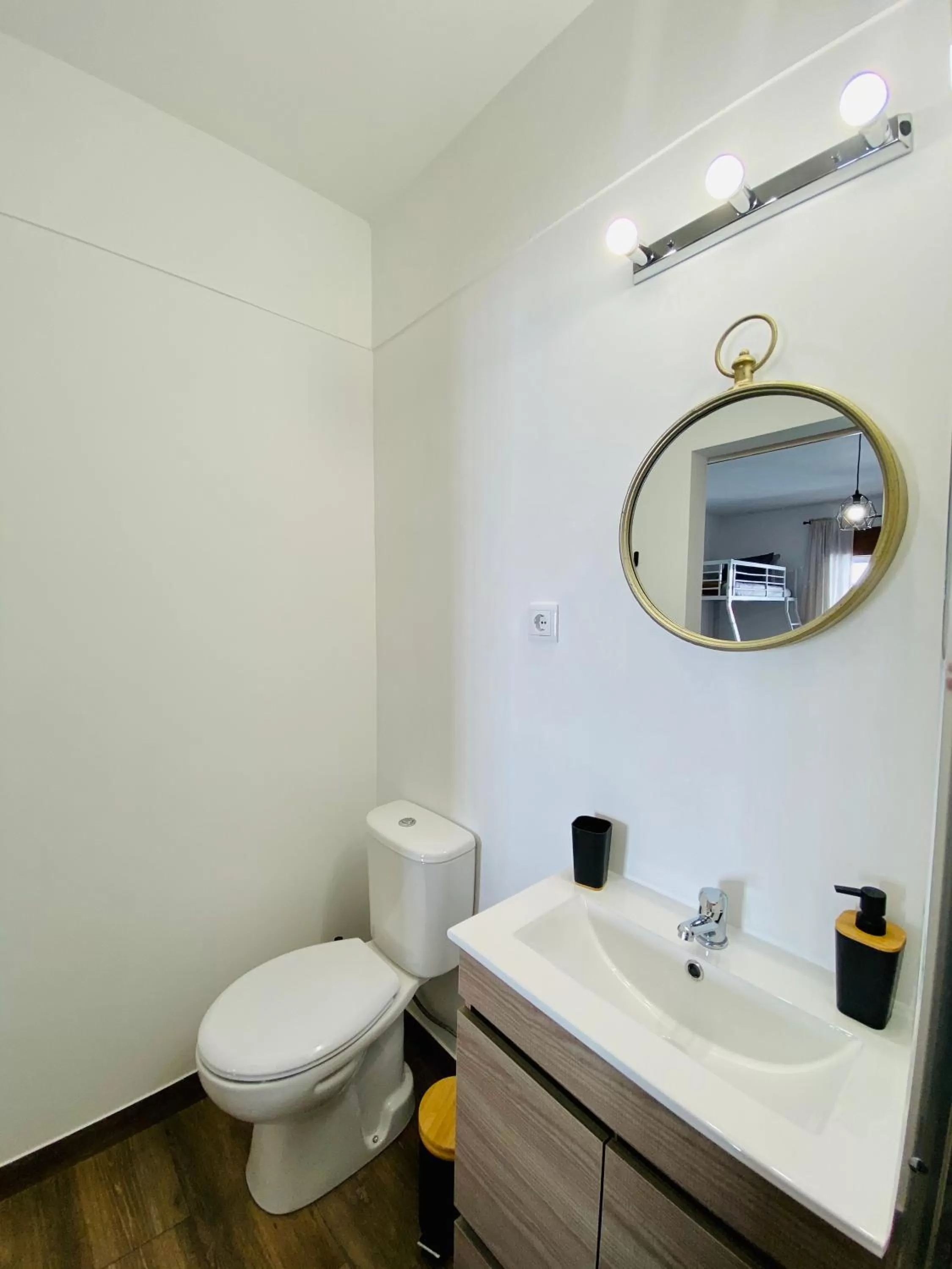 Toilet in Stay on Top Old Town