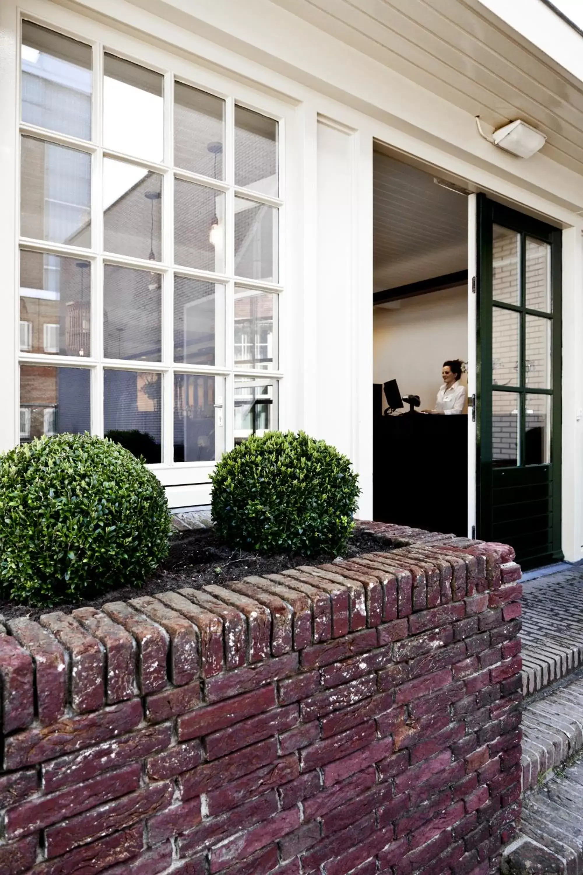 Facade/entrance in College Hotel Alkmaar