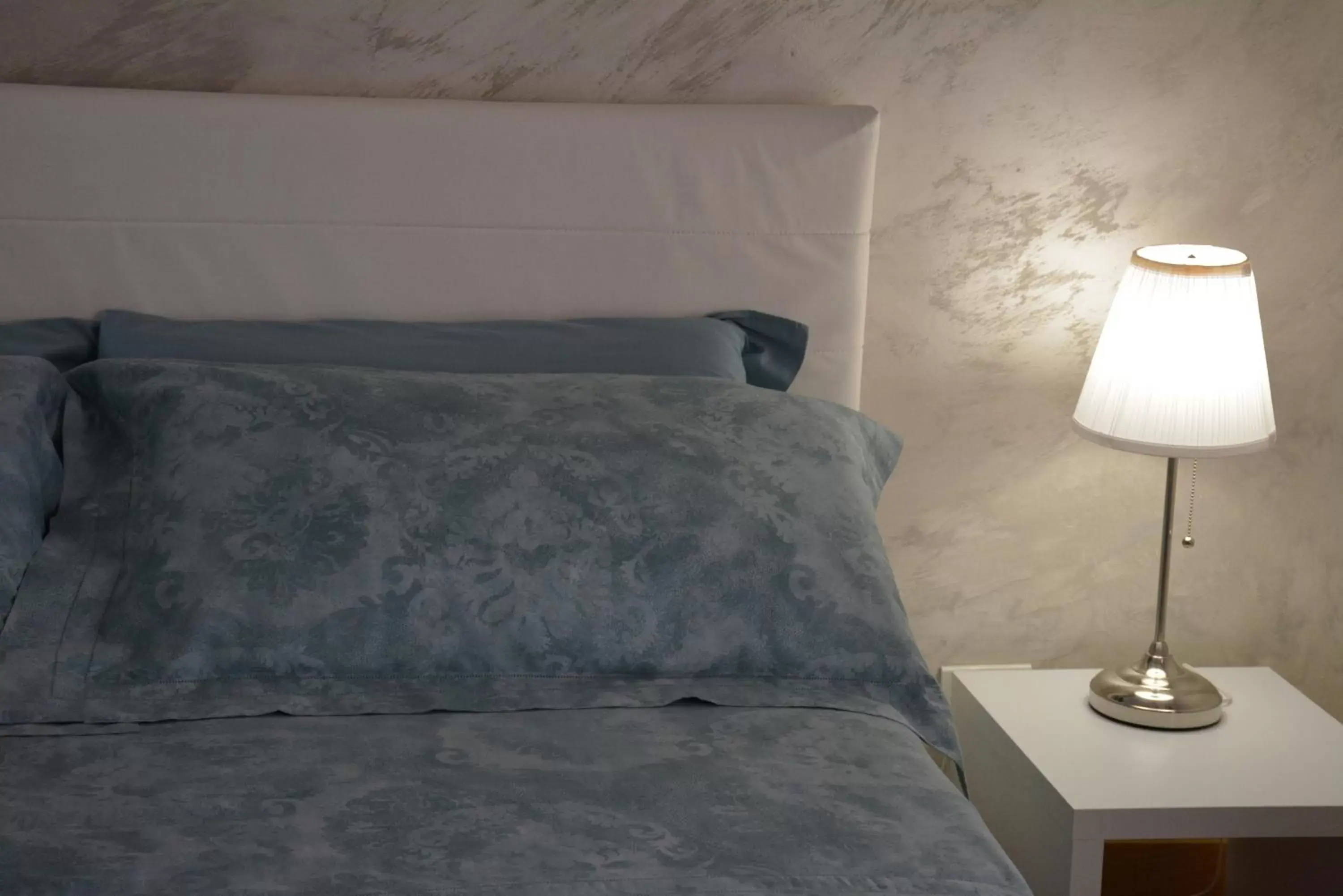 Photo of the whole room, Bed in Giardini e Mare