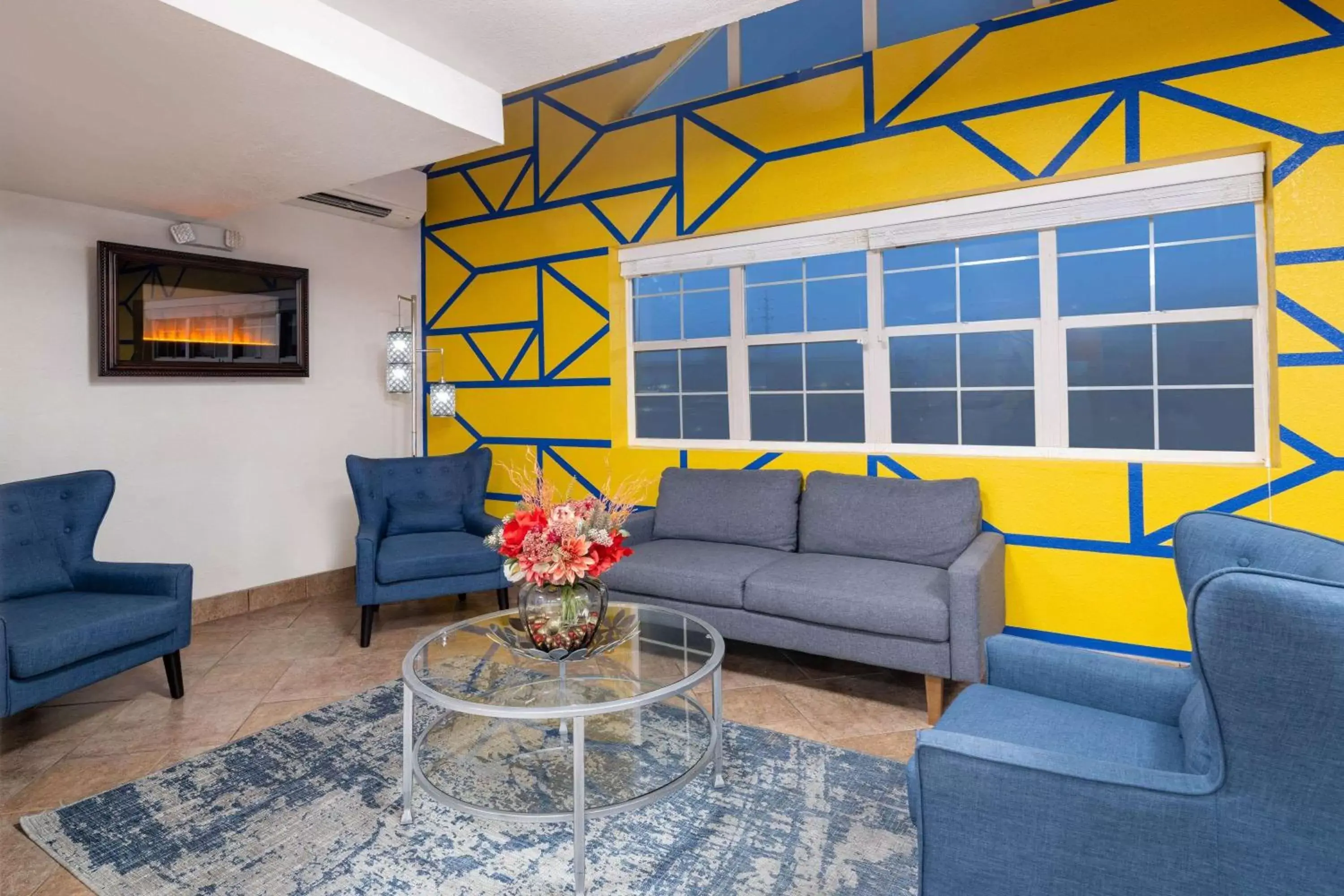 Lobby or reception in Microtel Inn & Suites by Wyndham Salt Lake City Airport Lobby or reception in Microtel Inn & Suites by Wyndham Salt Lake City Airport