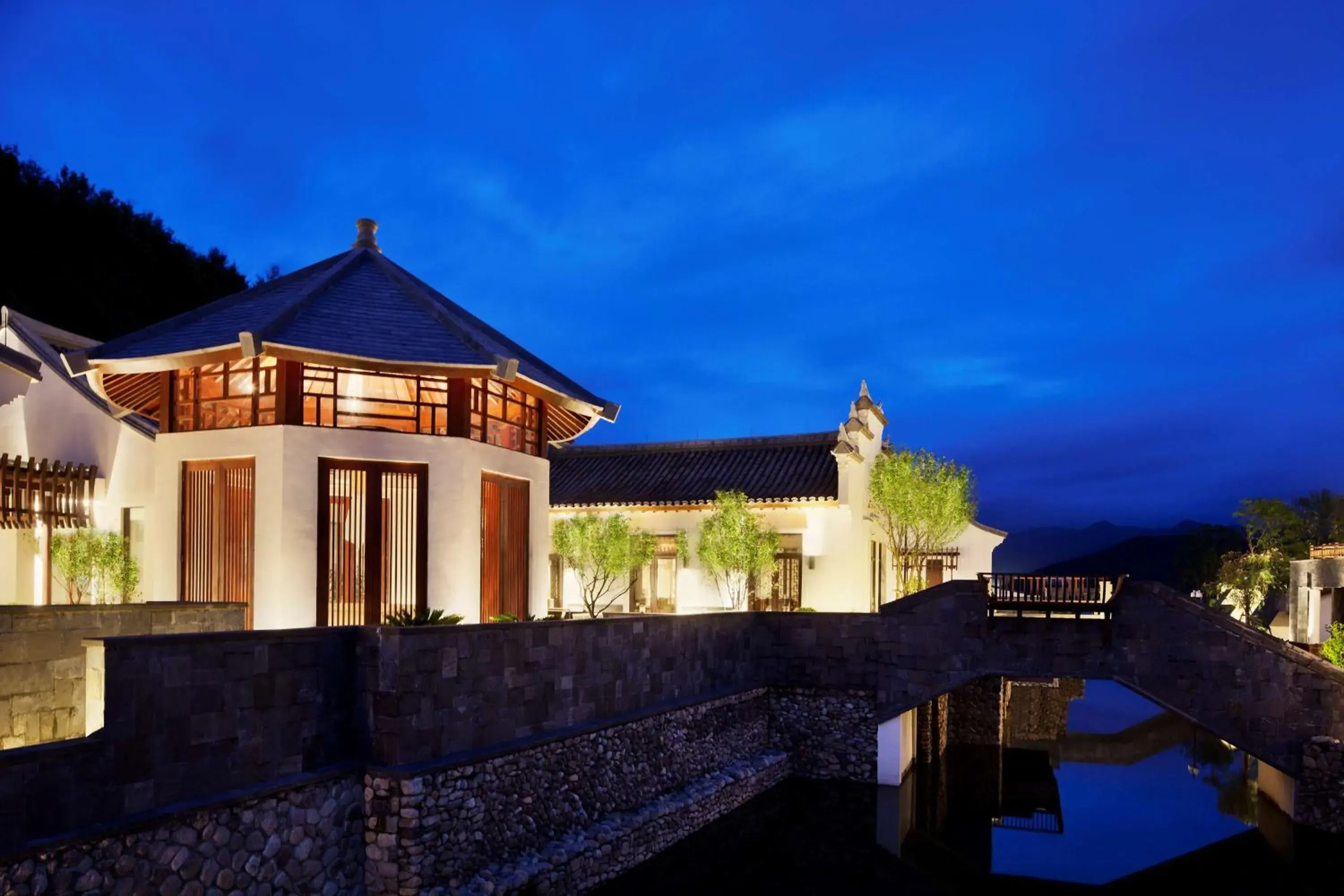 Restaurant/places to eat, Property Building in Park Hyatt Ningbo Resort & Spa