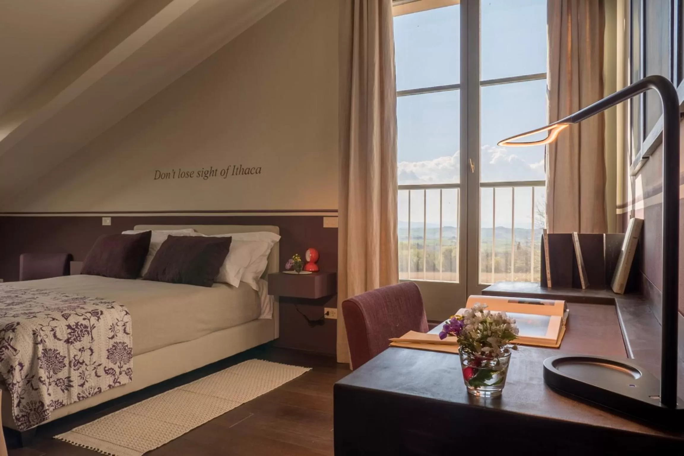 Photo of the whole room, Bed in A440 in Tuscany