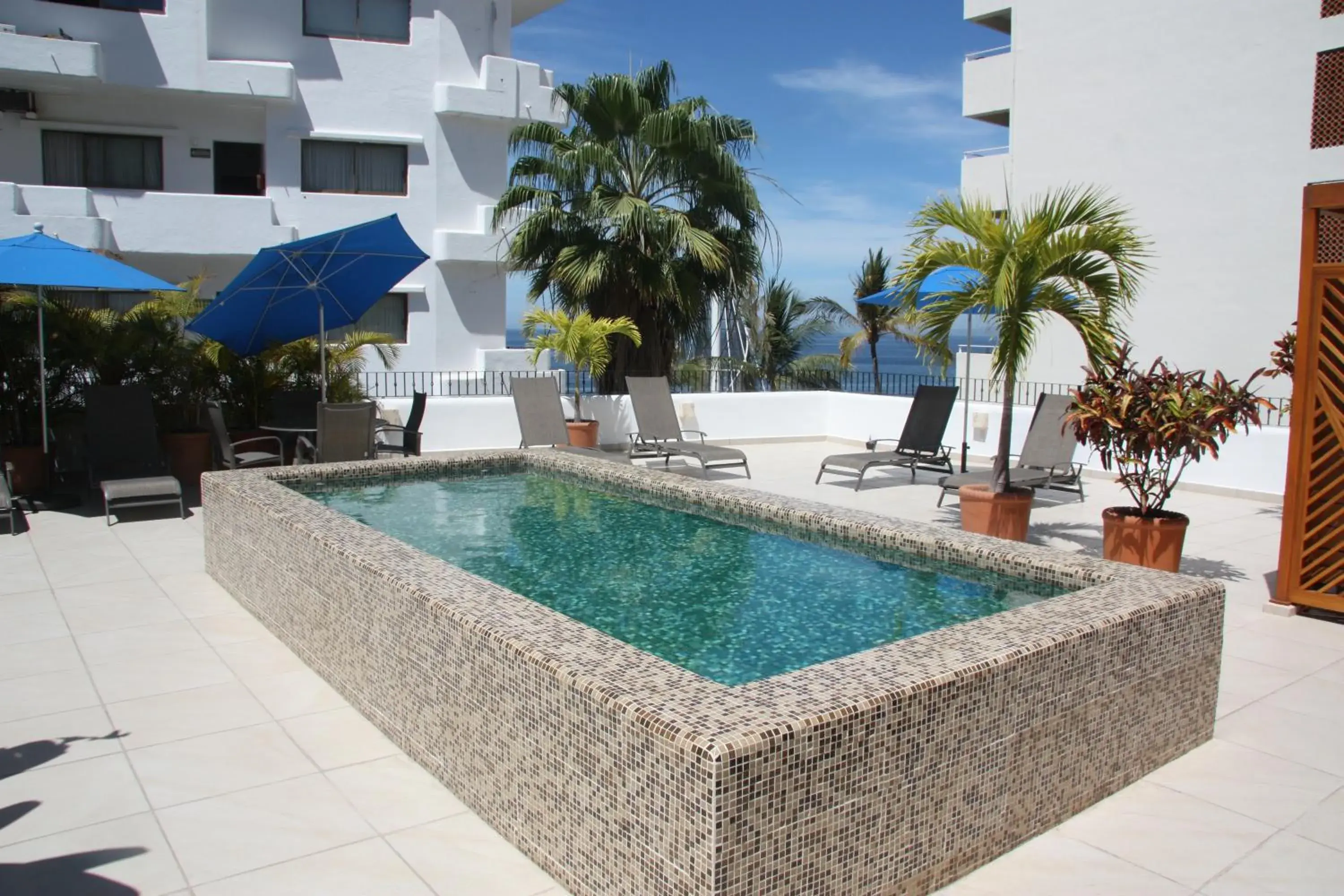 Balcony/Terrace, Swimming Pool in Amapas Apartments