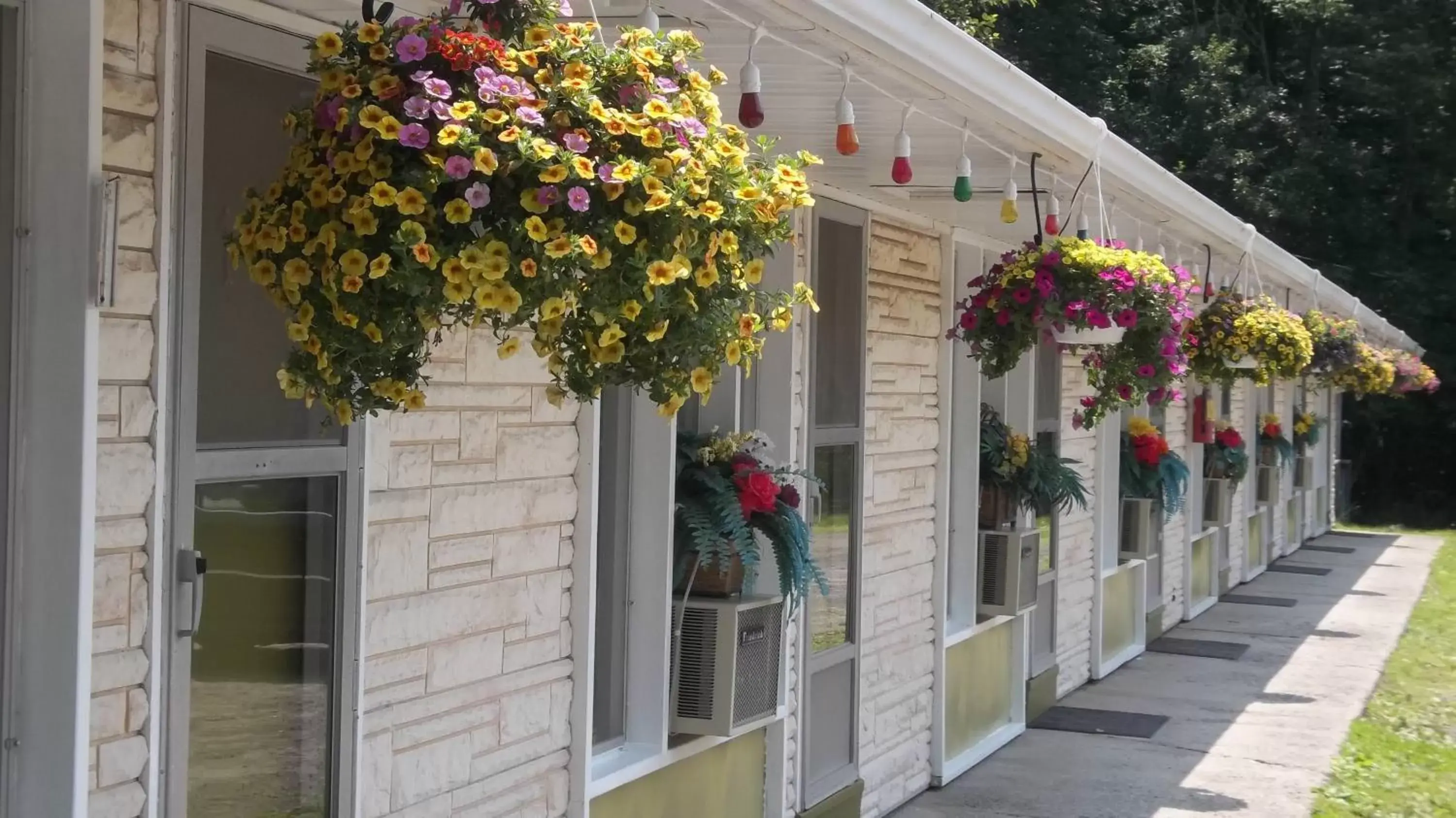 Facade/entrance in Starlite Motel & Suites