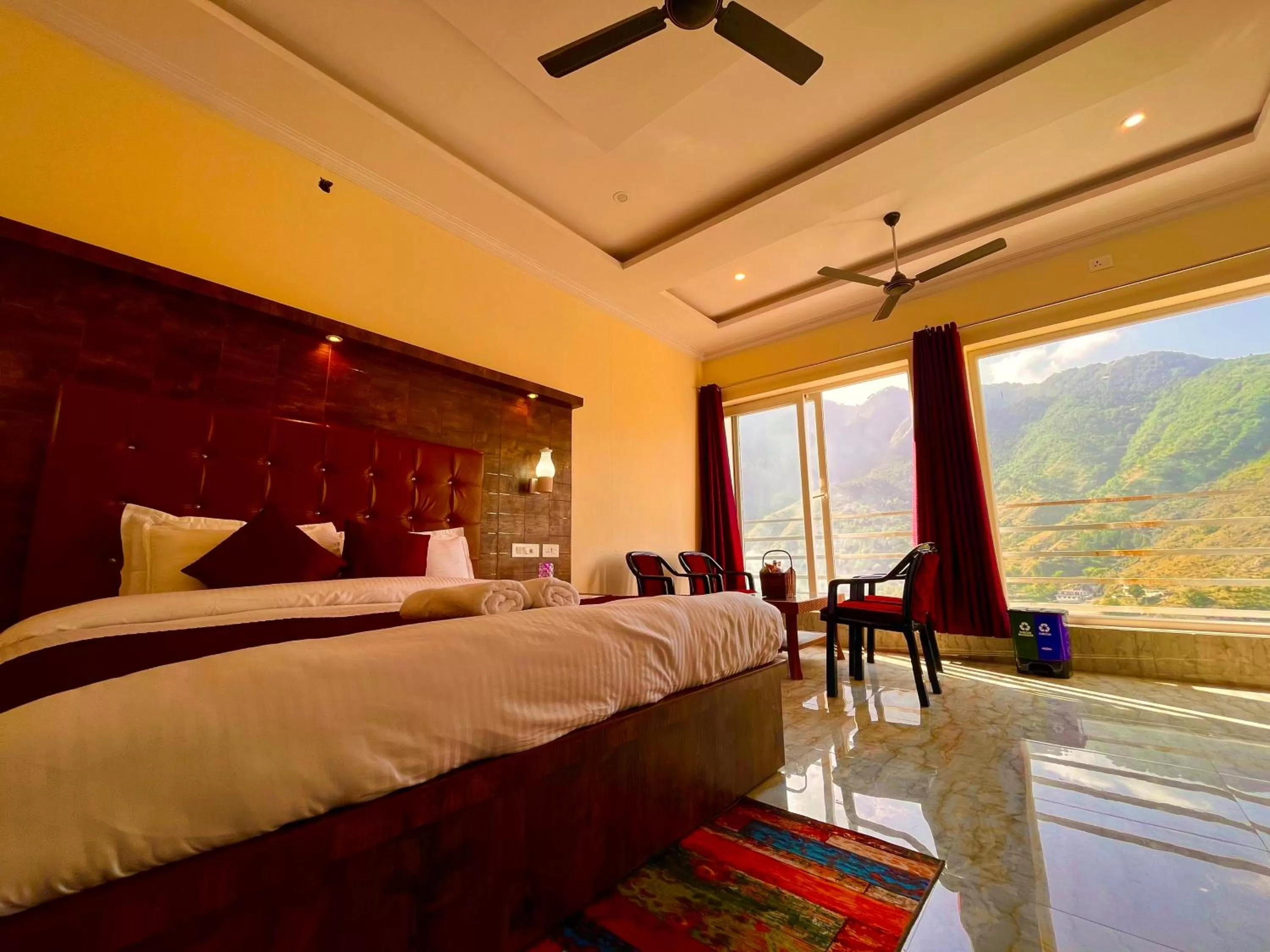 The Kempty Fall Resort, Mussoorie