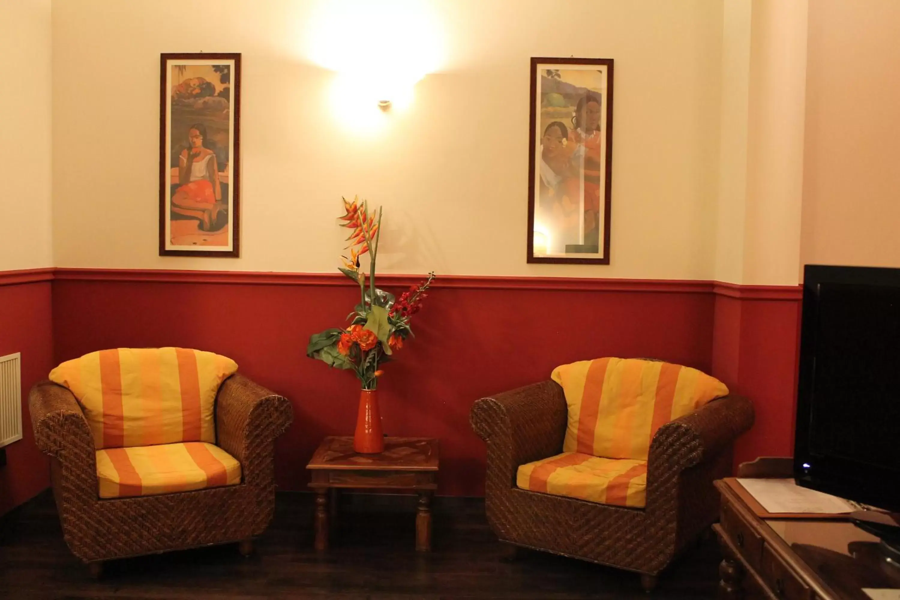 Seating area, Lobby/Reception in Hotel Don Carlo