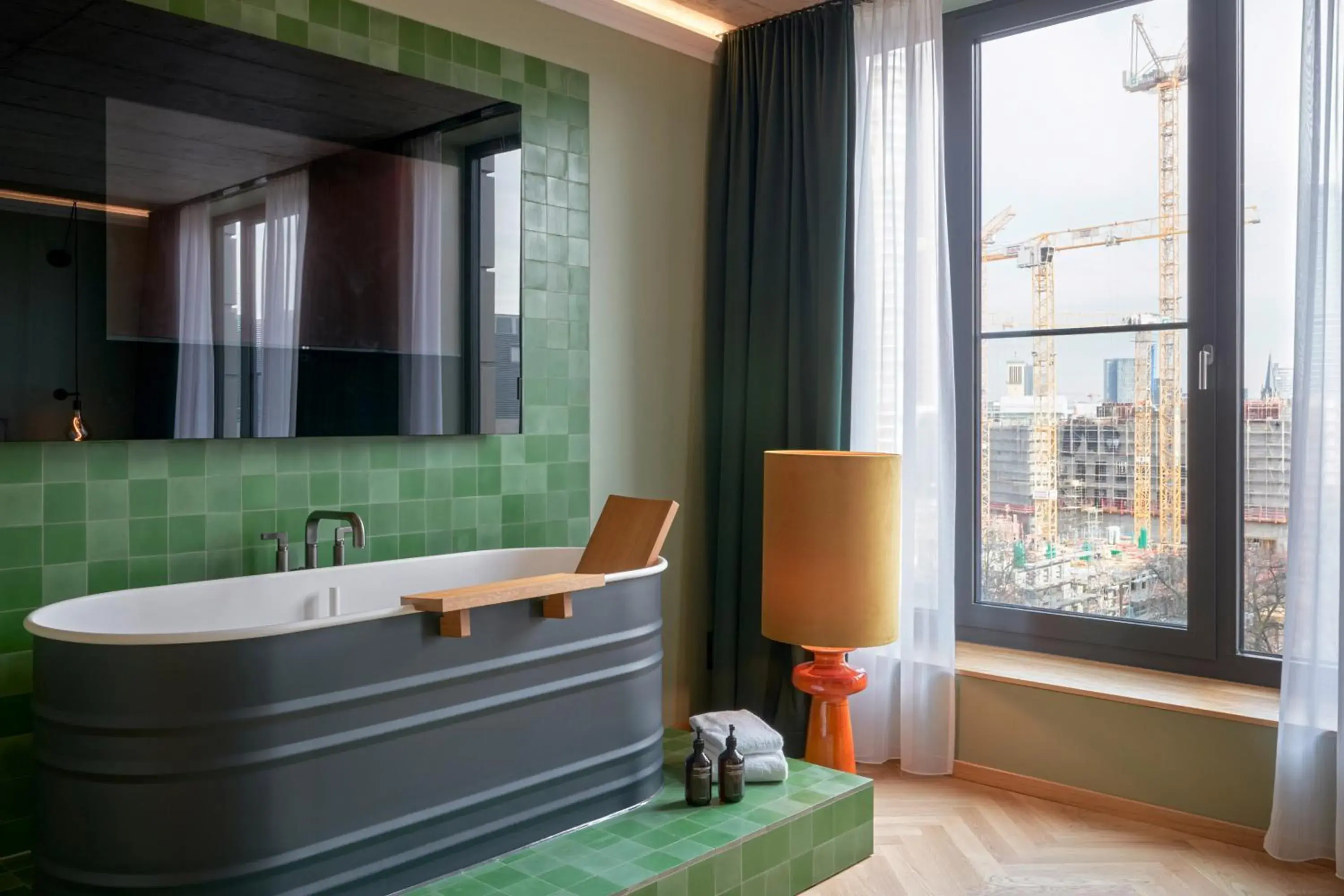 Photo of the whole room, Bathroom in Gekko House Frankfurt, a Tribute Portfolio Hotel