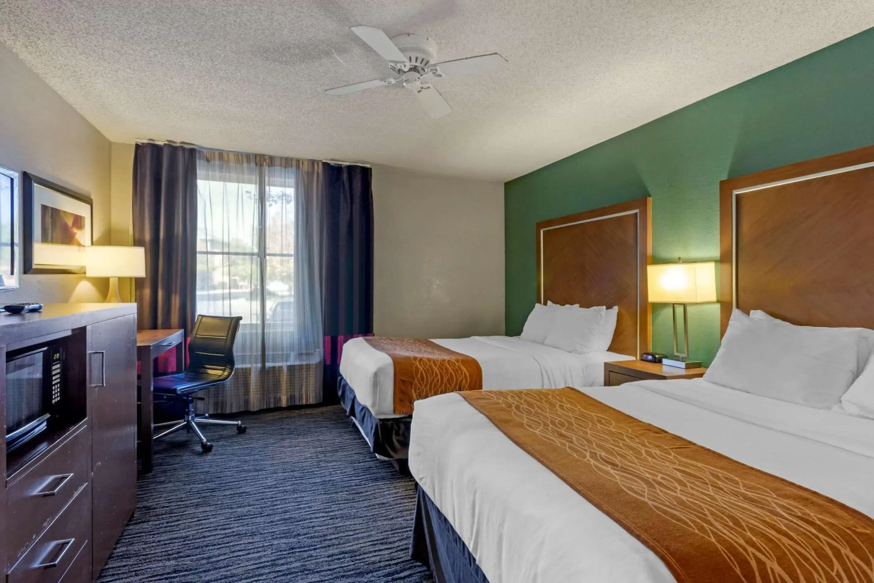 Photo of the whole room in Comfort Inn West Valley - Salt Lake City South