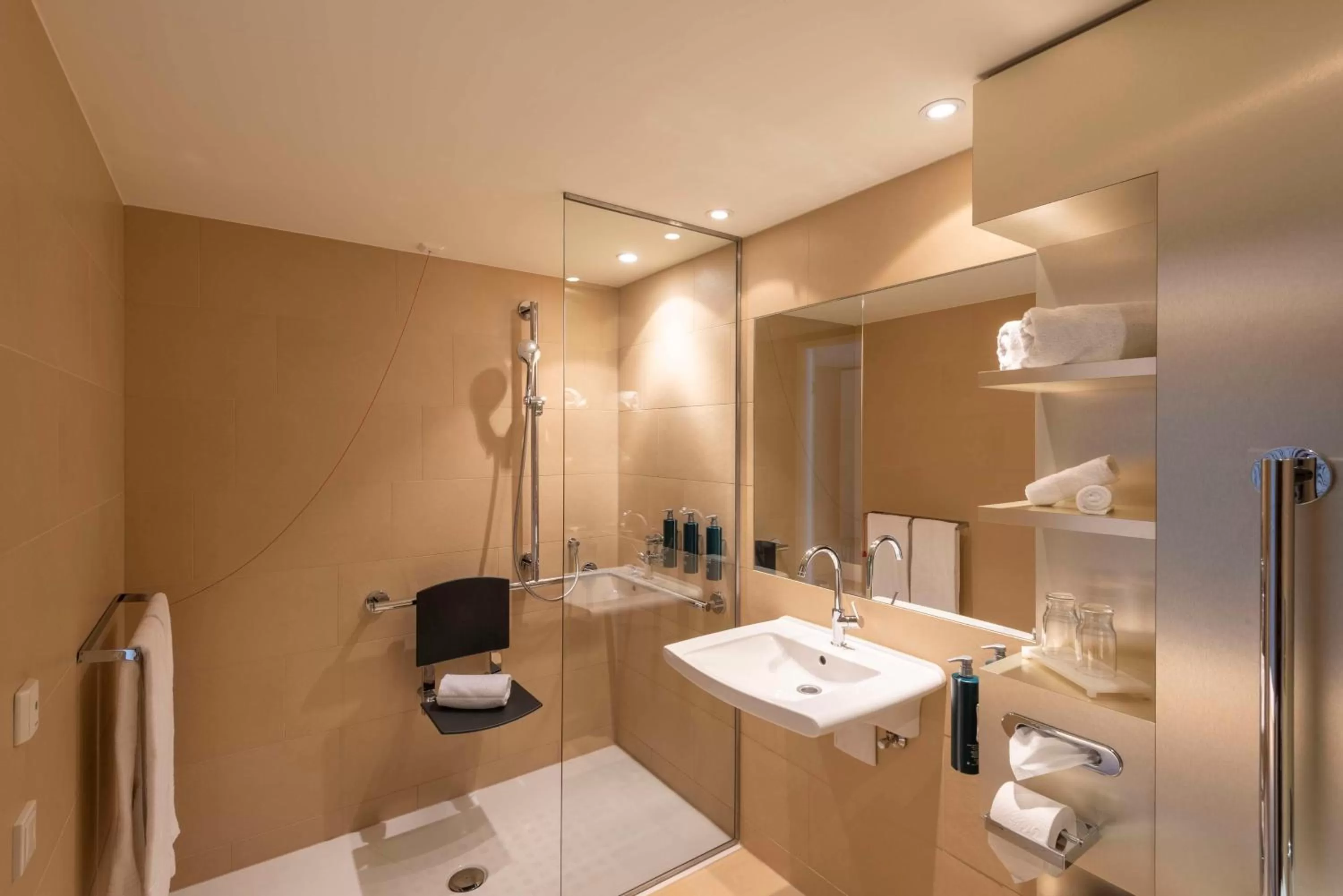 Bathroom in Doubletree by Hilton Vienna Schonbrunn