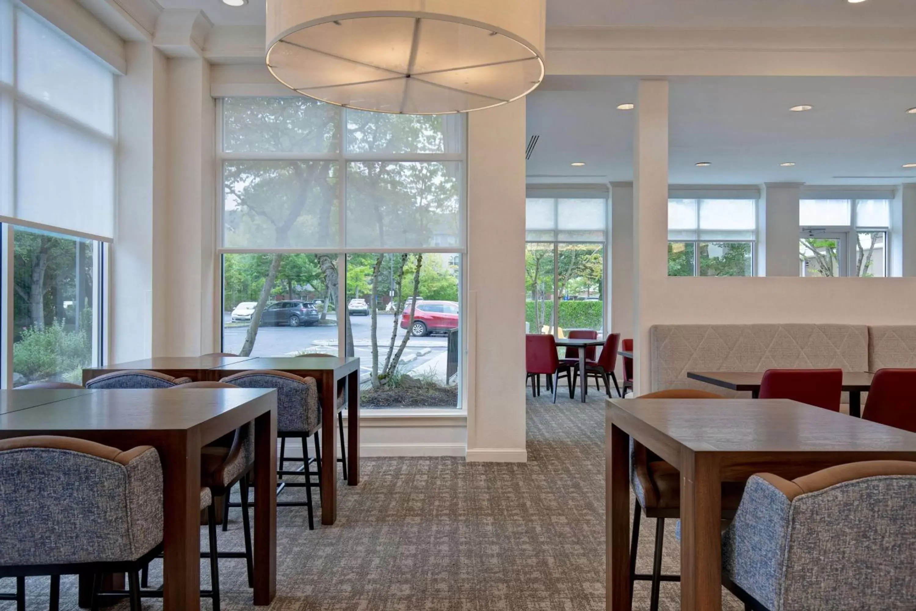 Lobby or reception, Restaurant/Places to Eat in Hilton Garden Inn Portland/Beaverton