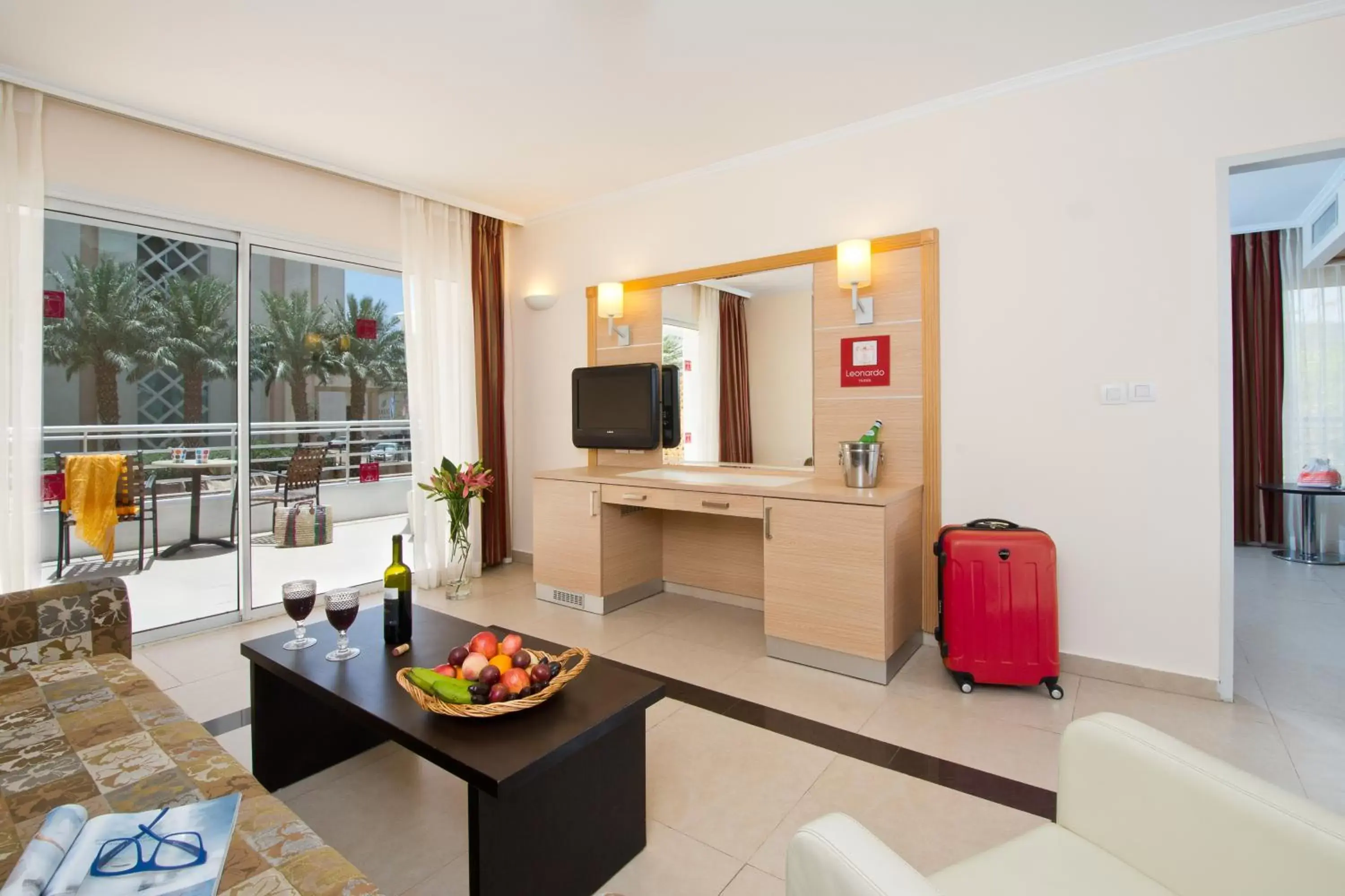 Living room in Leonardo Royal Resort Eilat