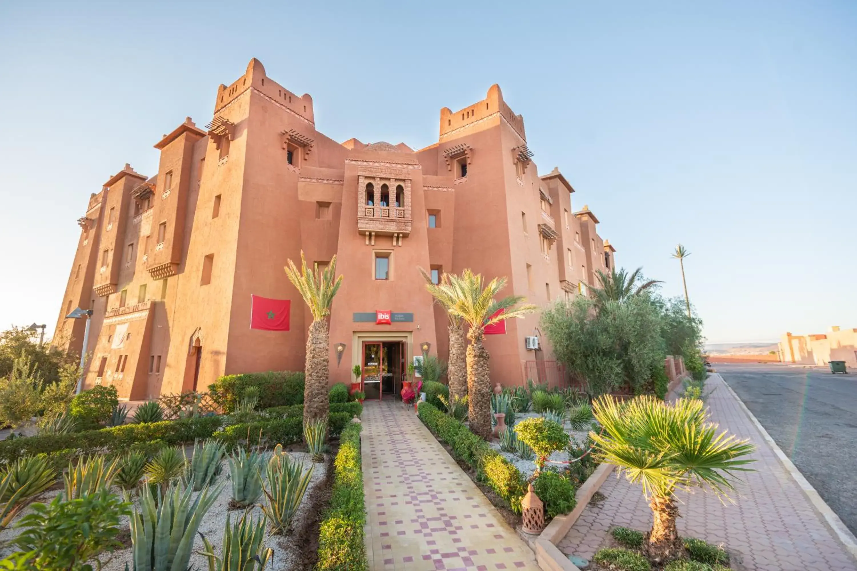 Facade/entrance, Property Building in Ibis Ouarzazate